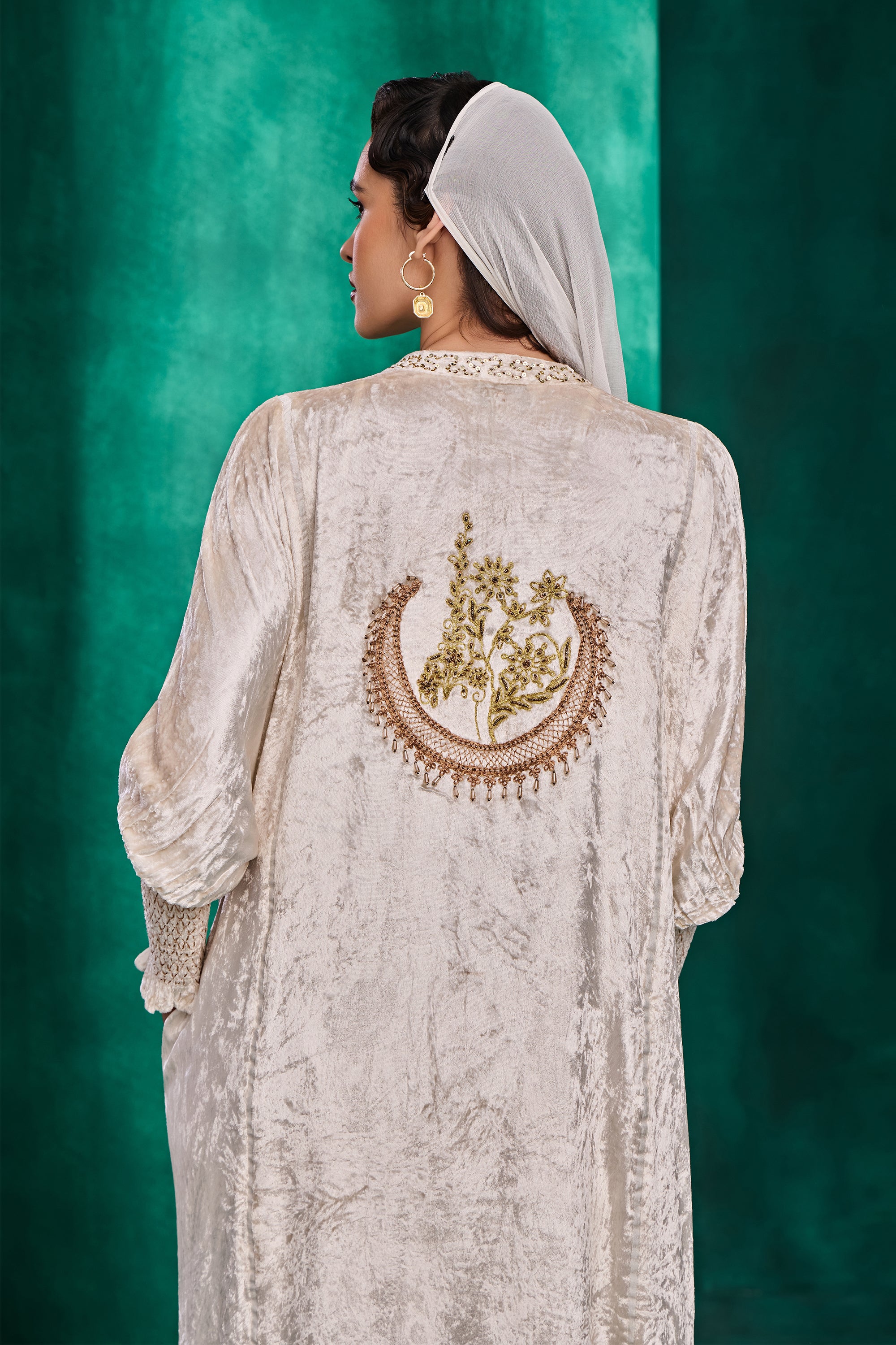 Bahira Embroidered Jalabiya with Embellishment