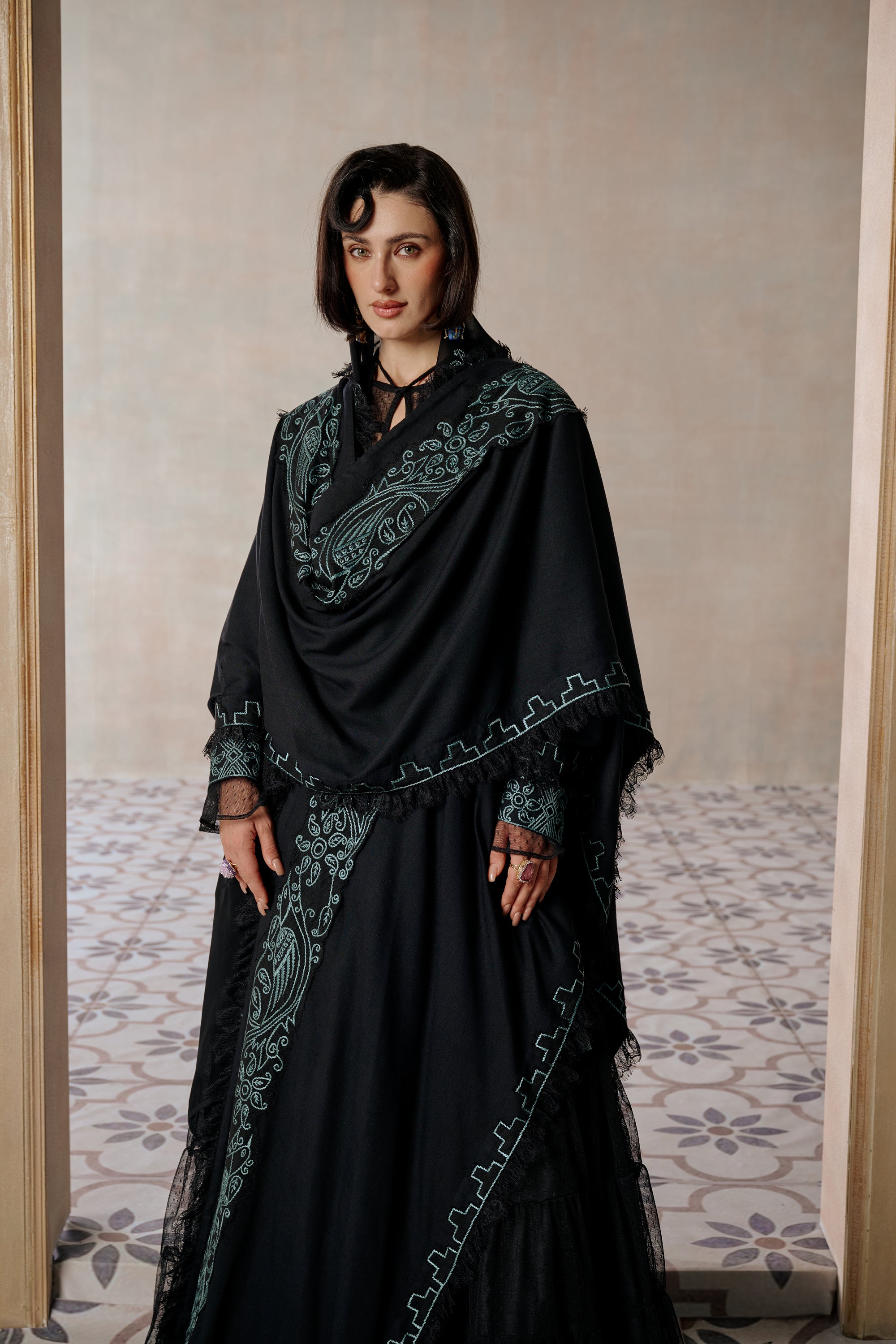 Athar Embroidered Cape Set