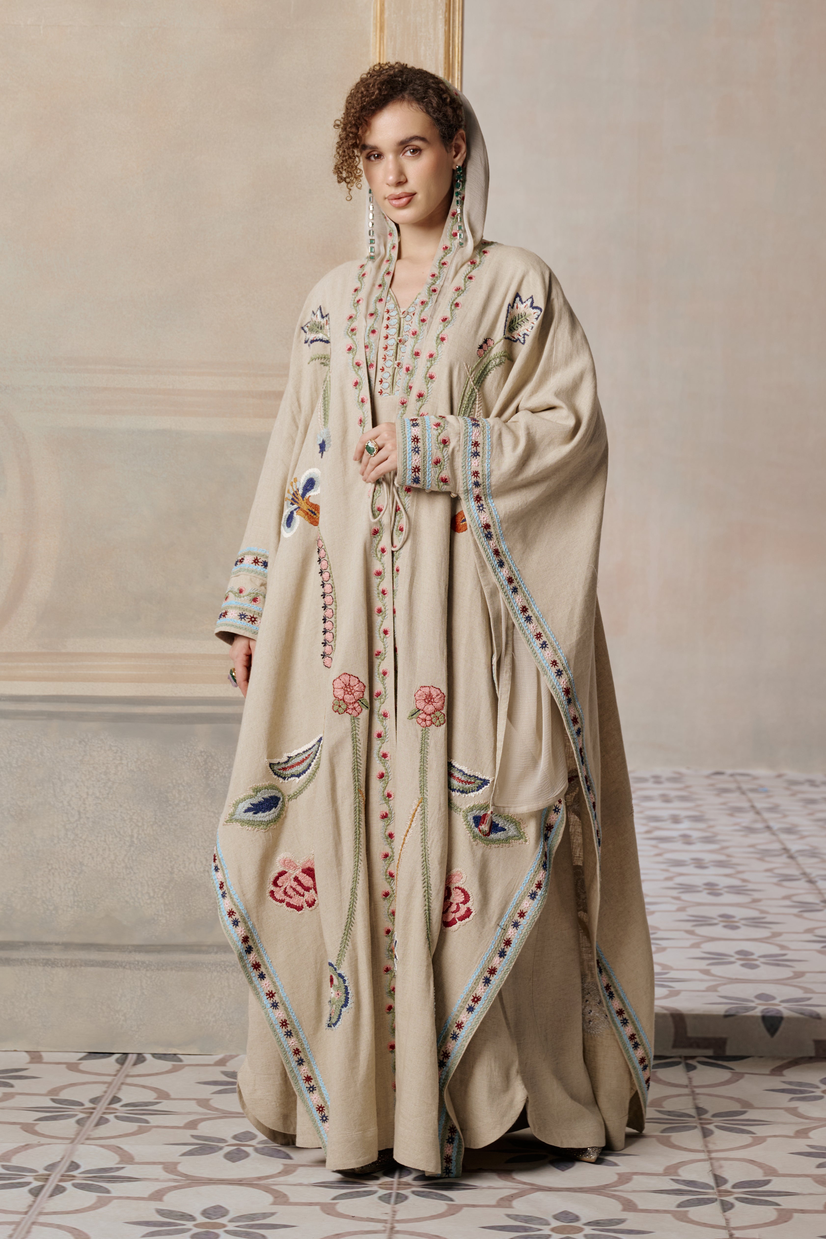 Awsaf Embroidered Cape Set