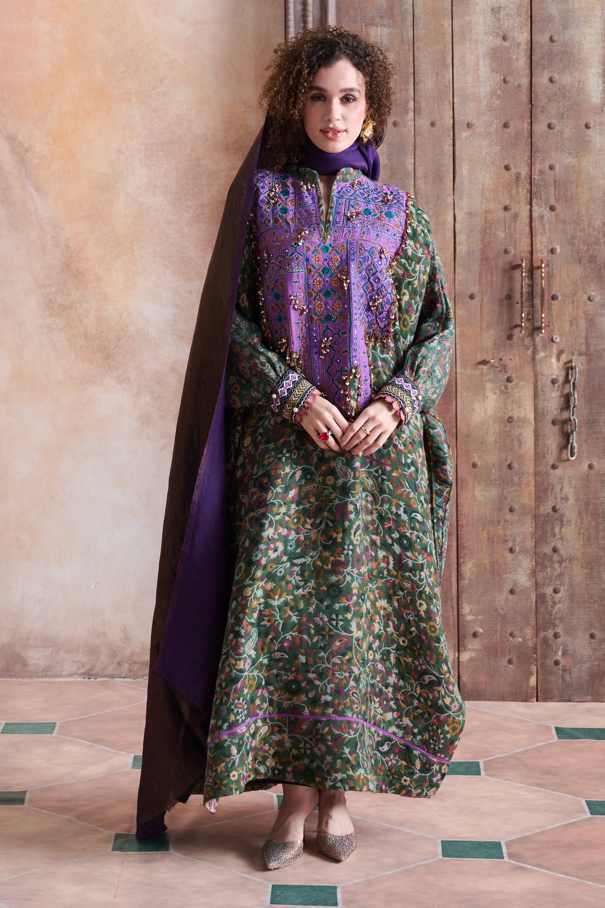 Ritaj Embroidered Jalabiya with Embellishment