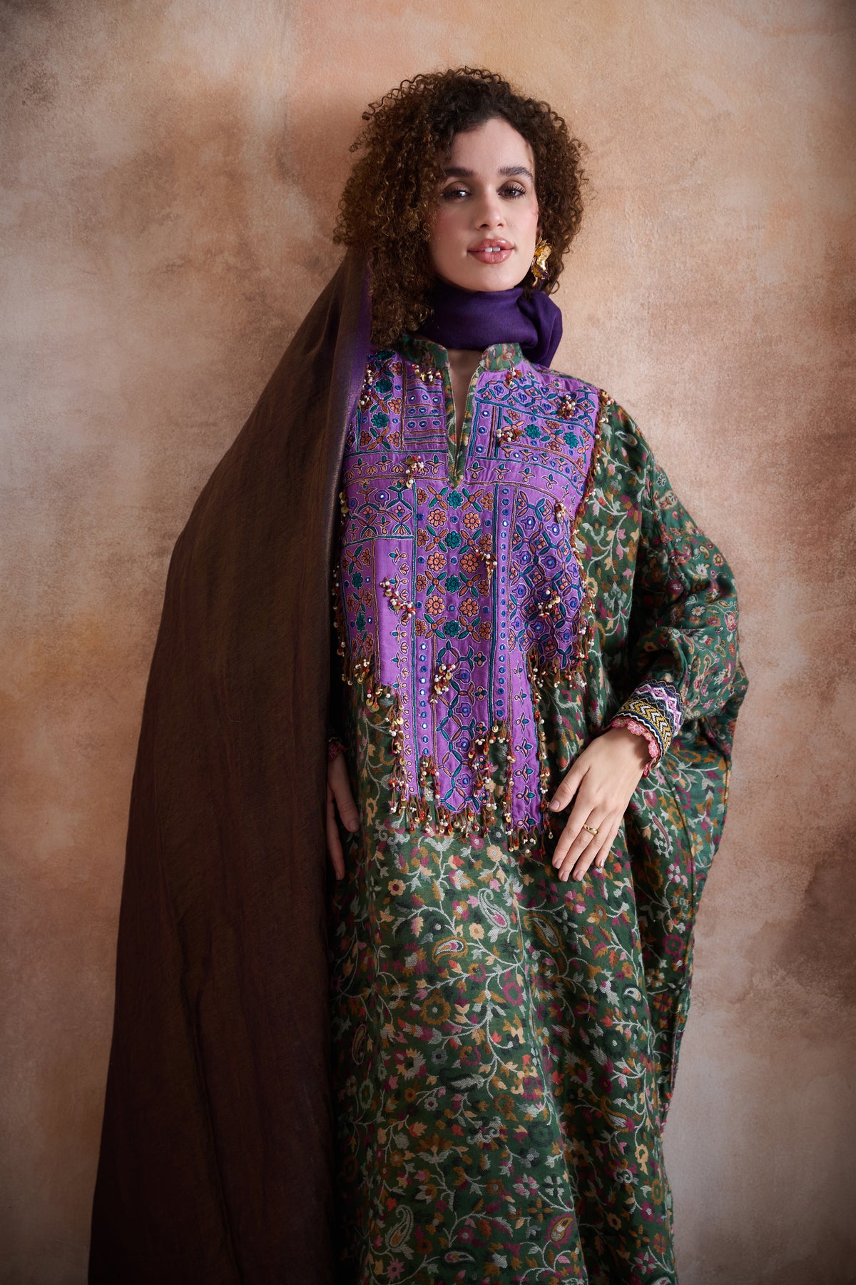 Ritaj Embroidered Jalabiya with Embellishment