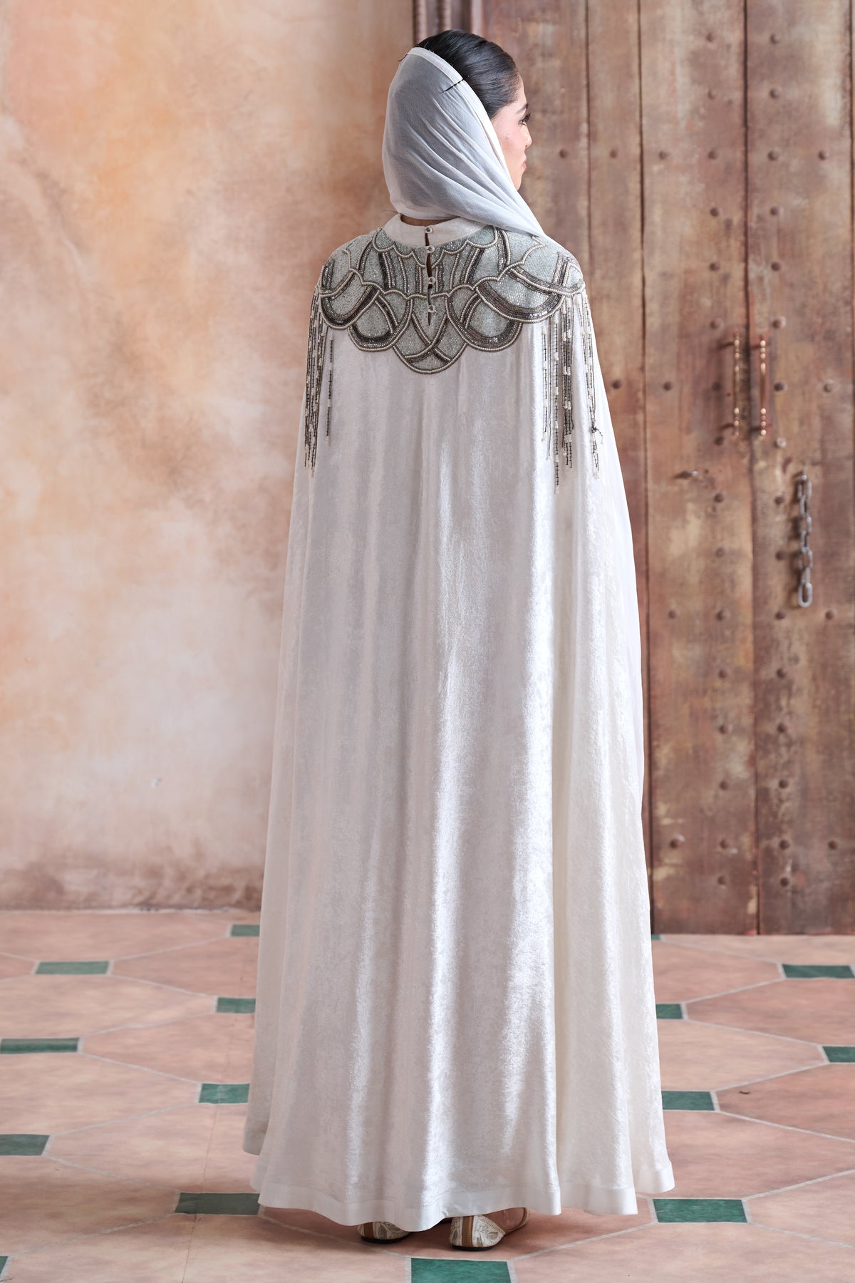 Zahaira Embellished Cape with Jalabiya