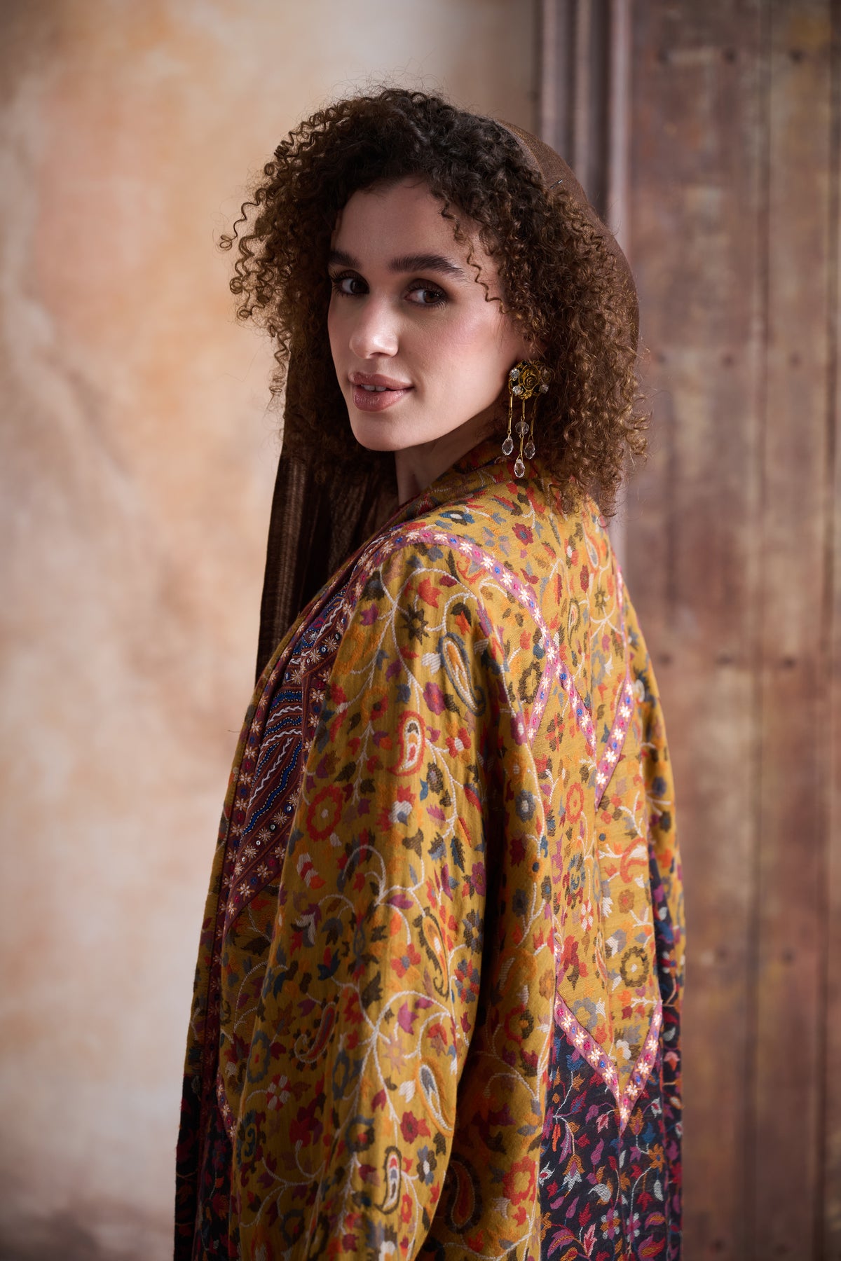Lunazaya Embroidered Abaya