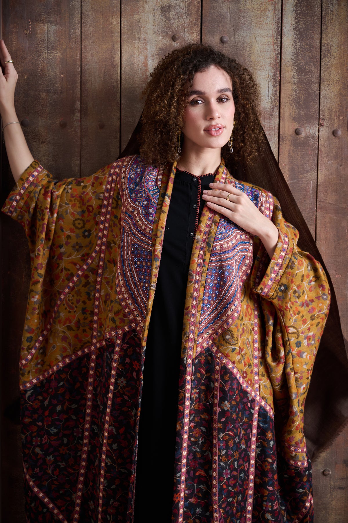 Lunazaya Embroidered Abaya