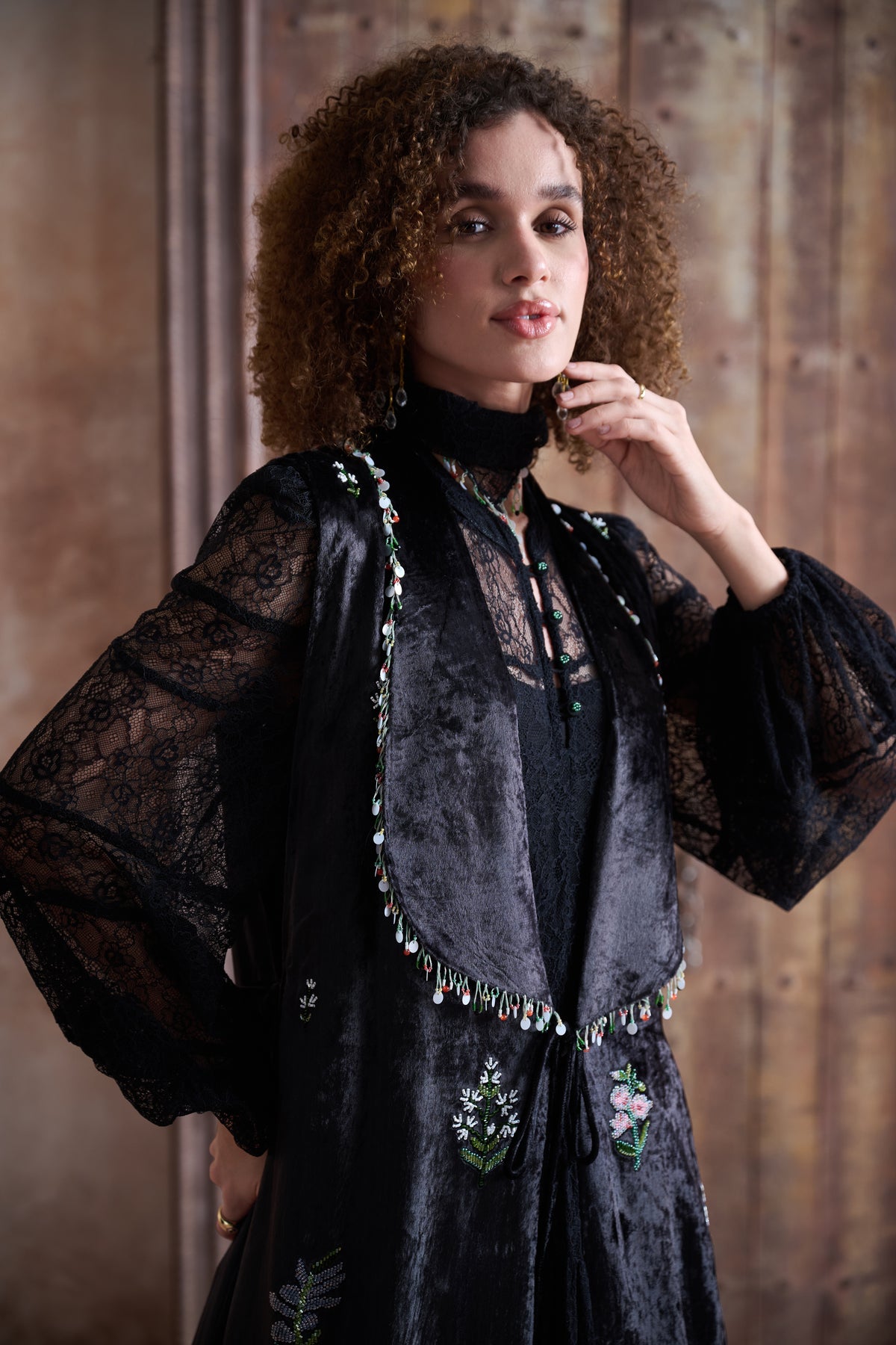 Bariah Embellished Cape with Jalabiya