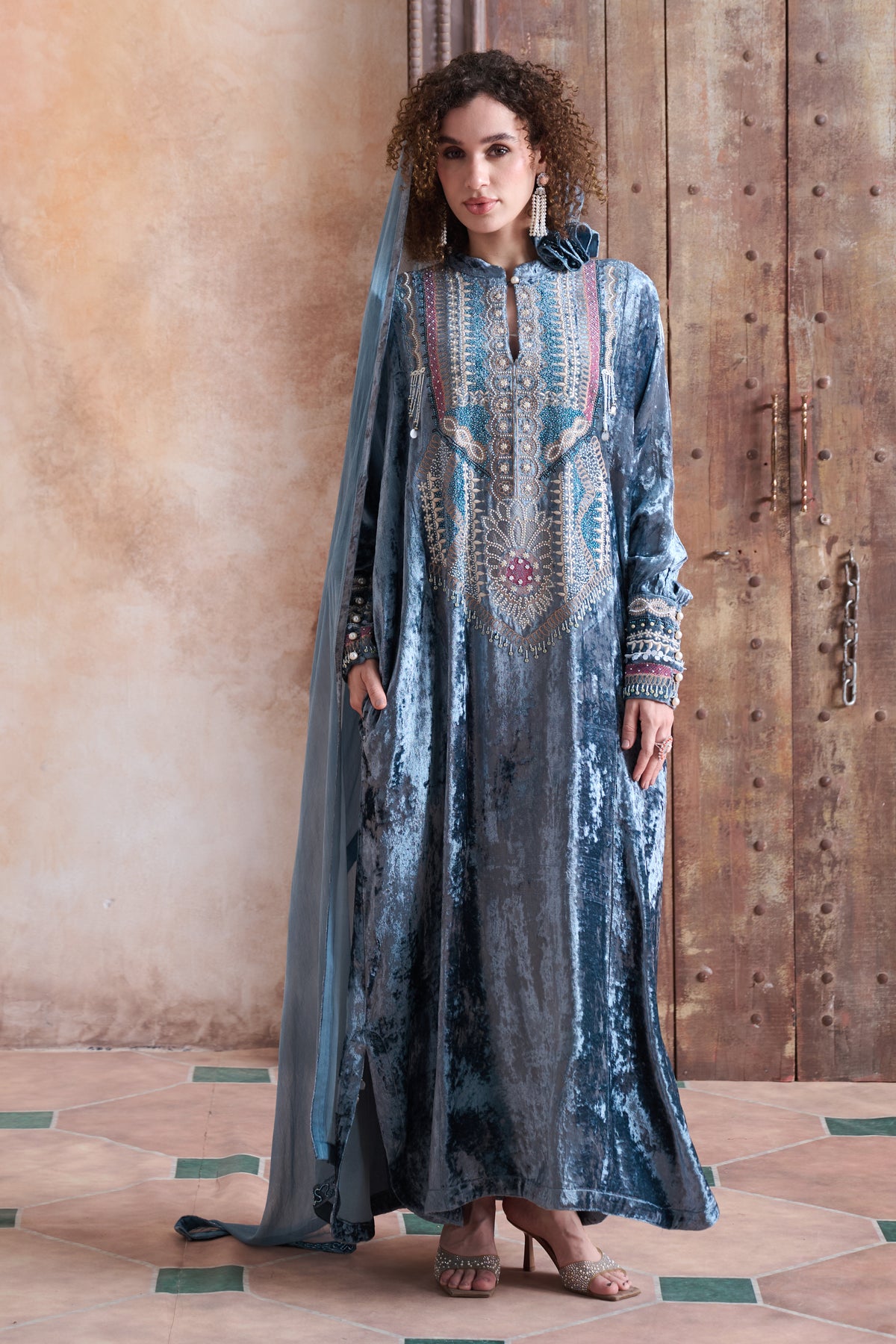 Najia Embroidered Jalabiya with Embellishment