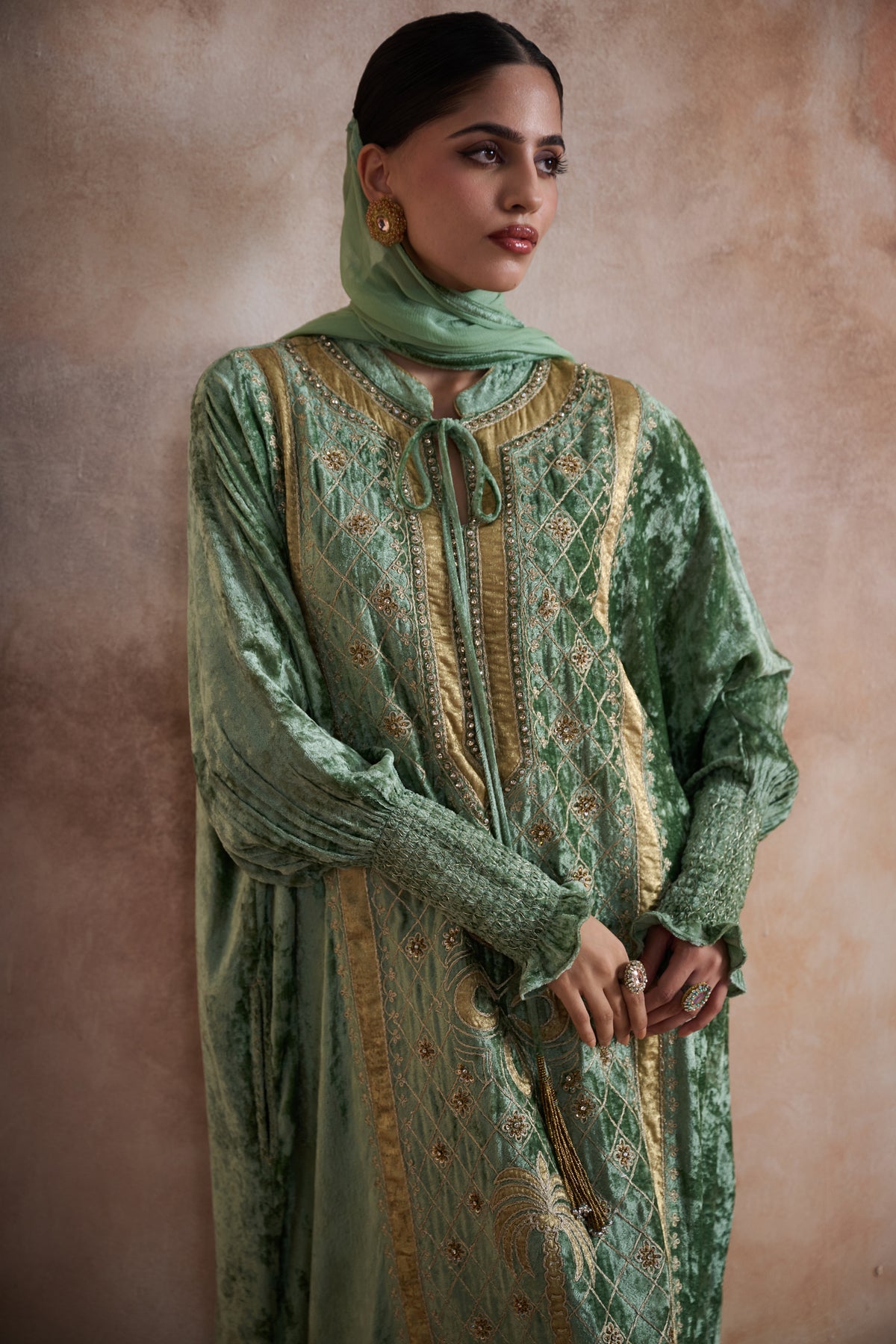 Zayalina Embroidered Jalabiya with Embellishment