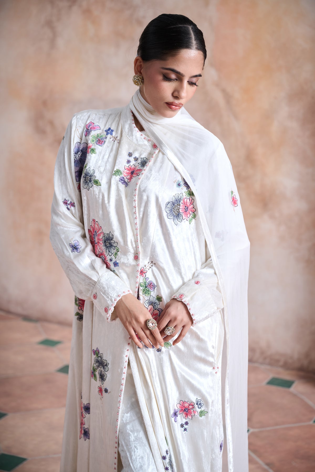 Zahaena Embroidered Jalabiya with Embellishment