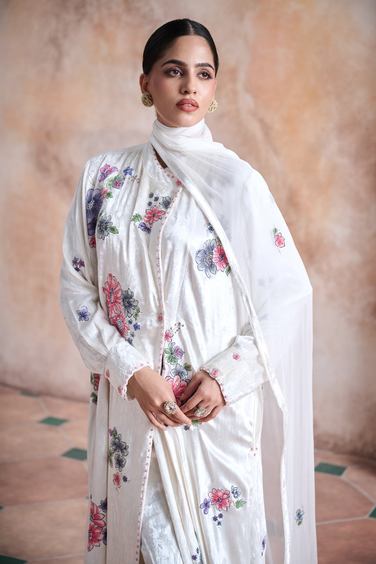 Zahaena Embroidered Jalabiya with Embellishment