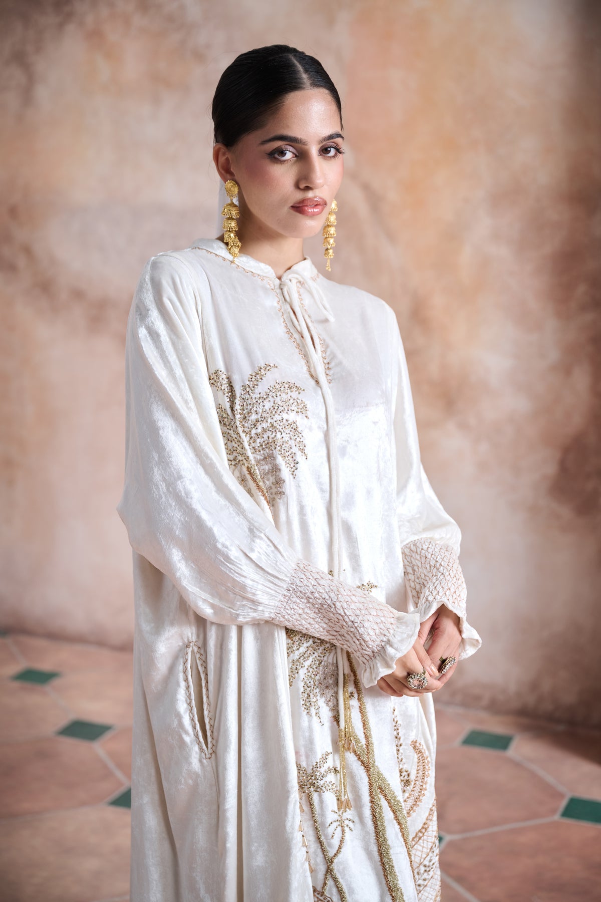 Inshirah Embroidered Jalabiya with Embellishment