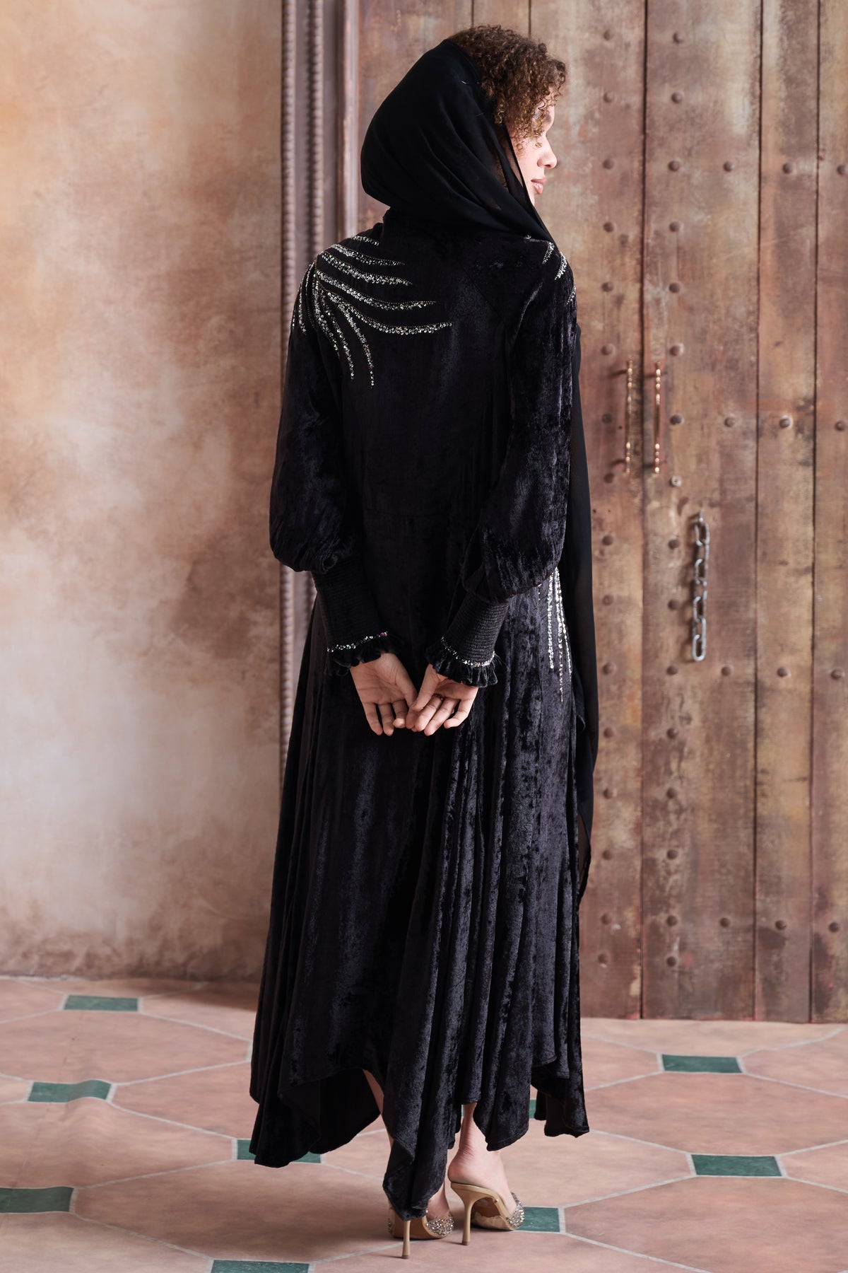 Jazmin Embellished Jalabiya