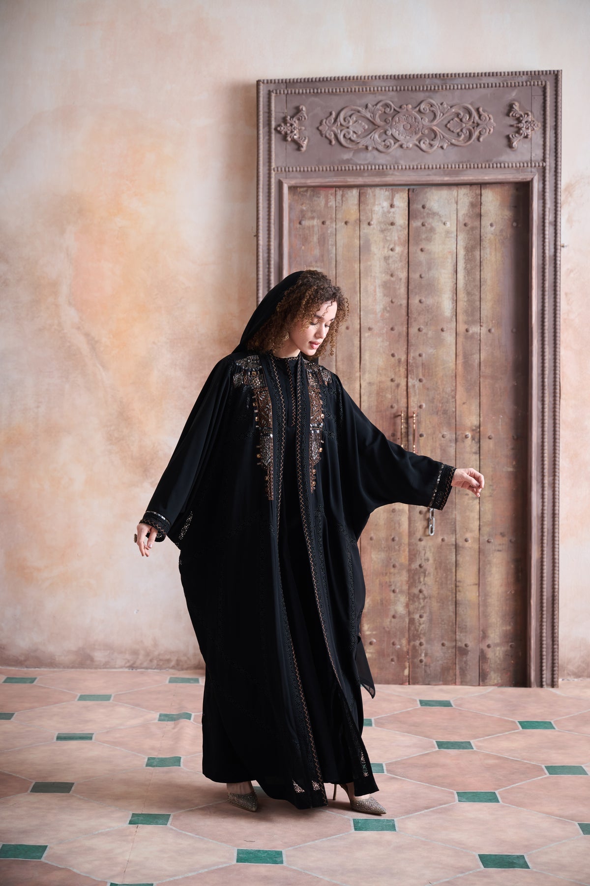 Leirasha Embellished Abaya