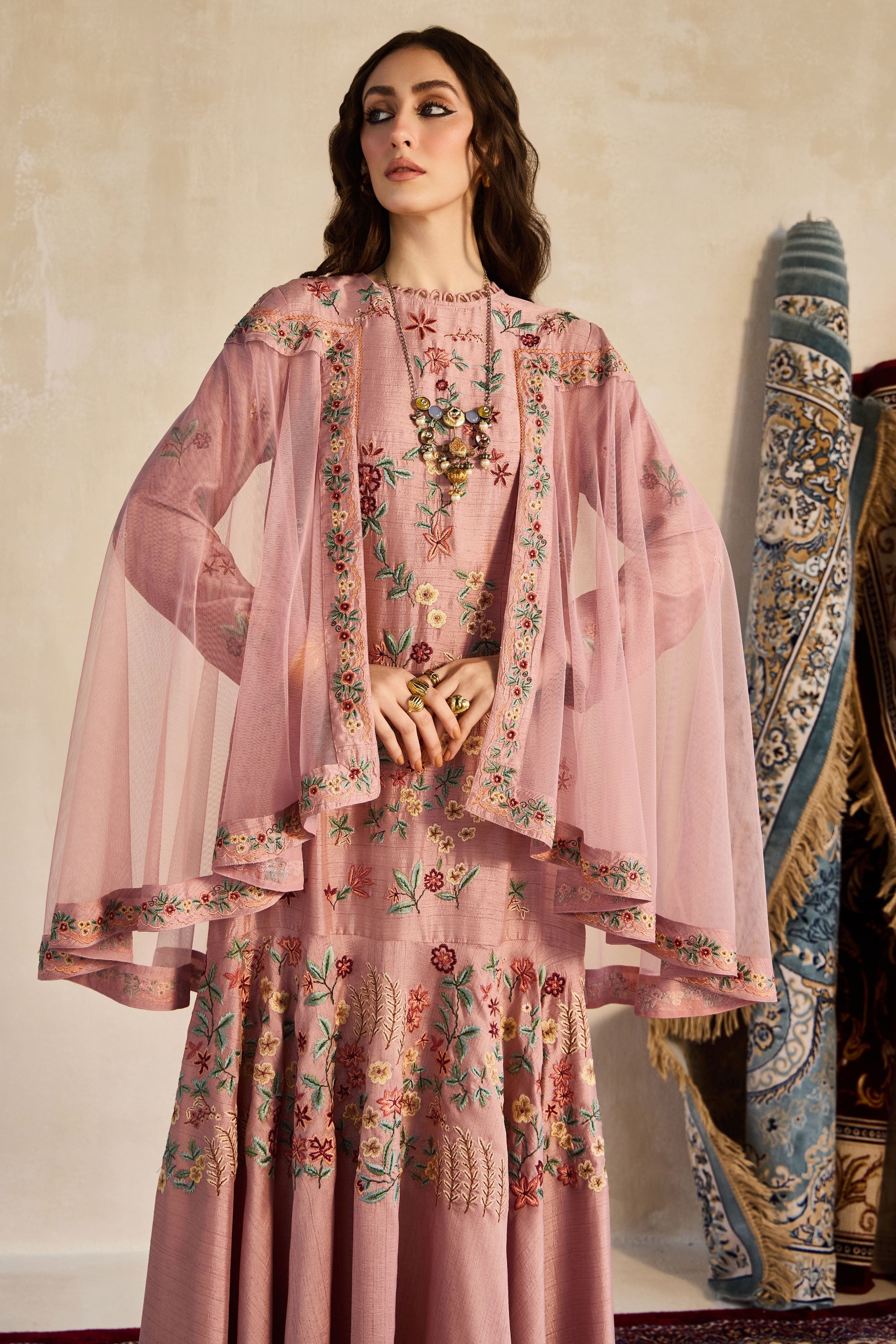 Ruwiza Embroidered Jalabiya