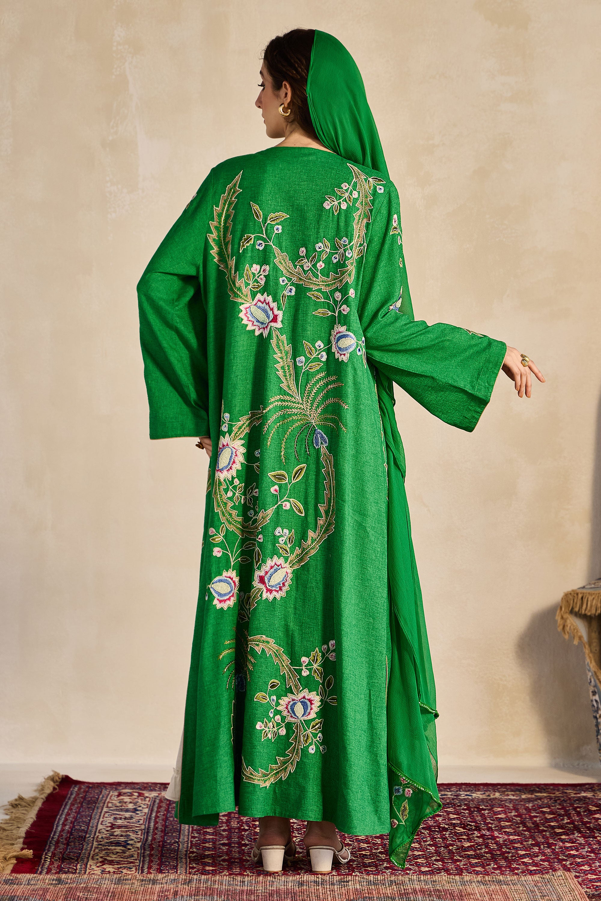 Nawar Embroidered Abaya