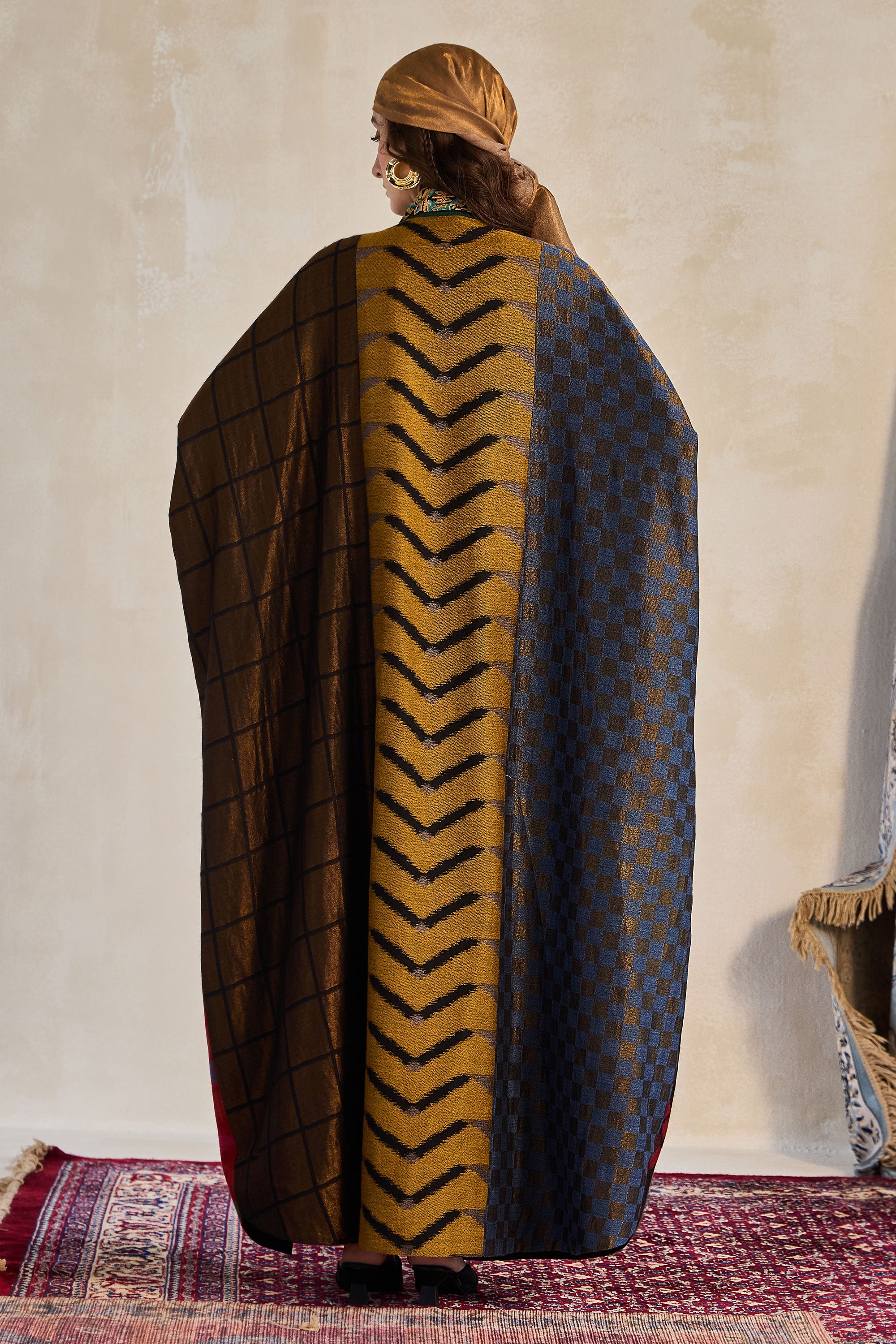 Luqyana Embroidered Abaya