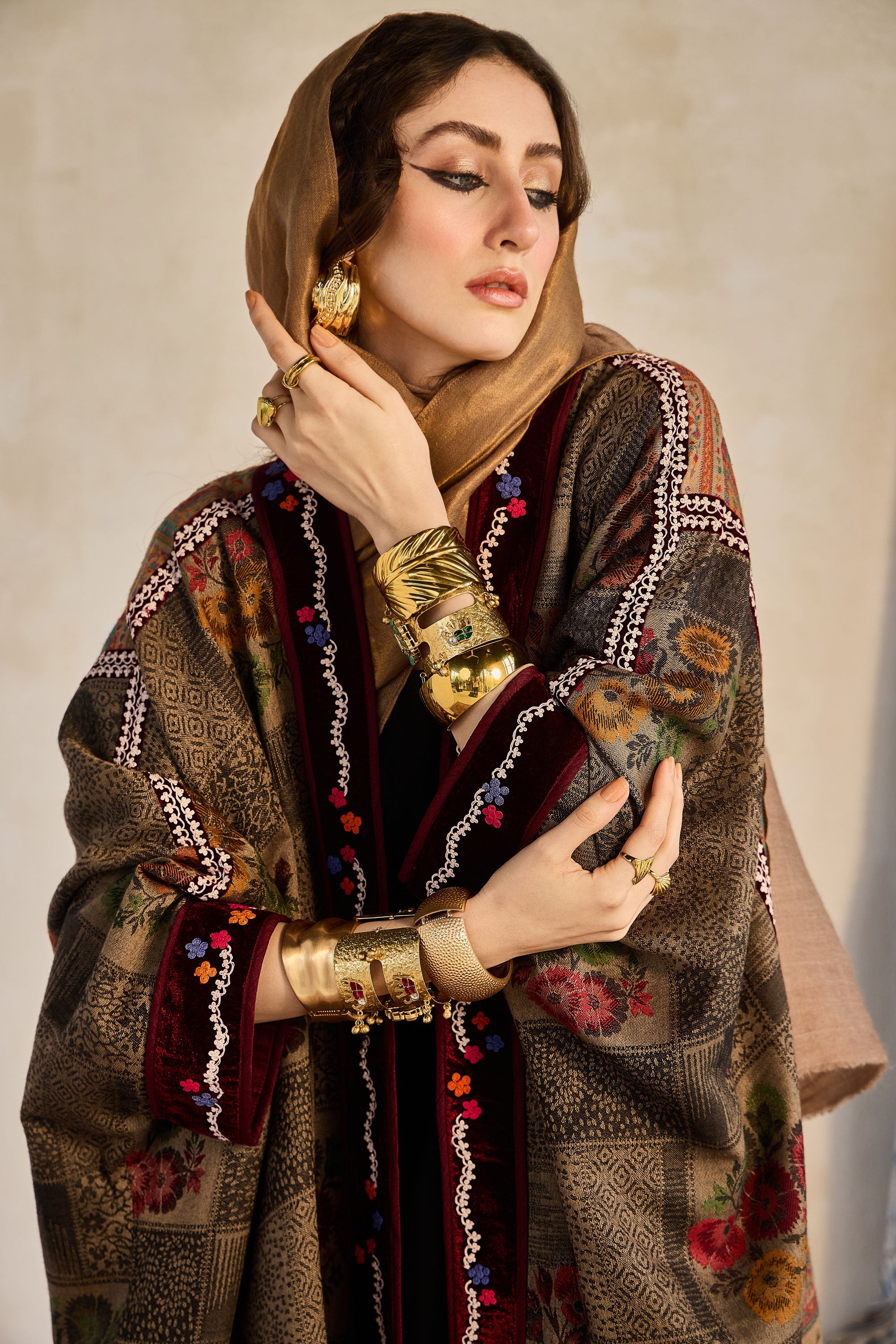 Khansa Embroidered Abaya