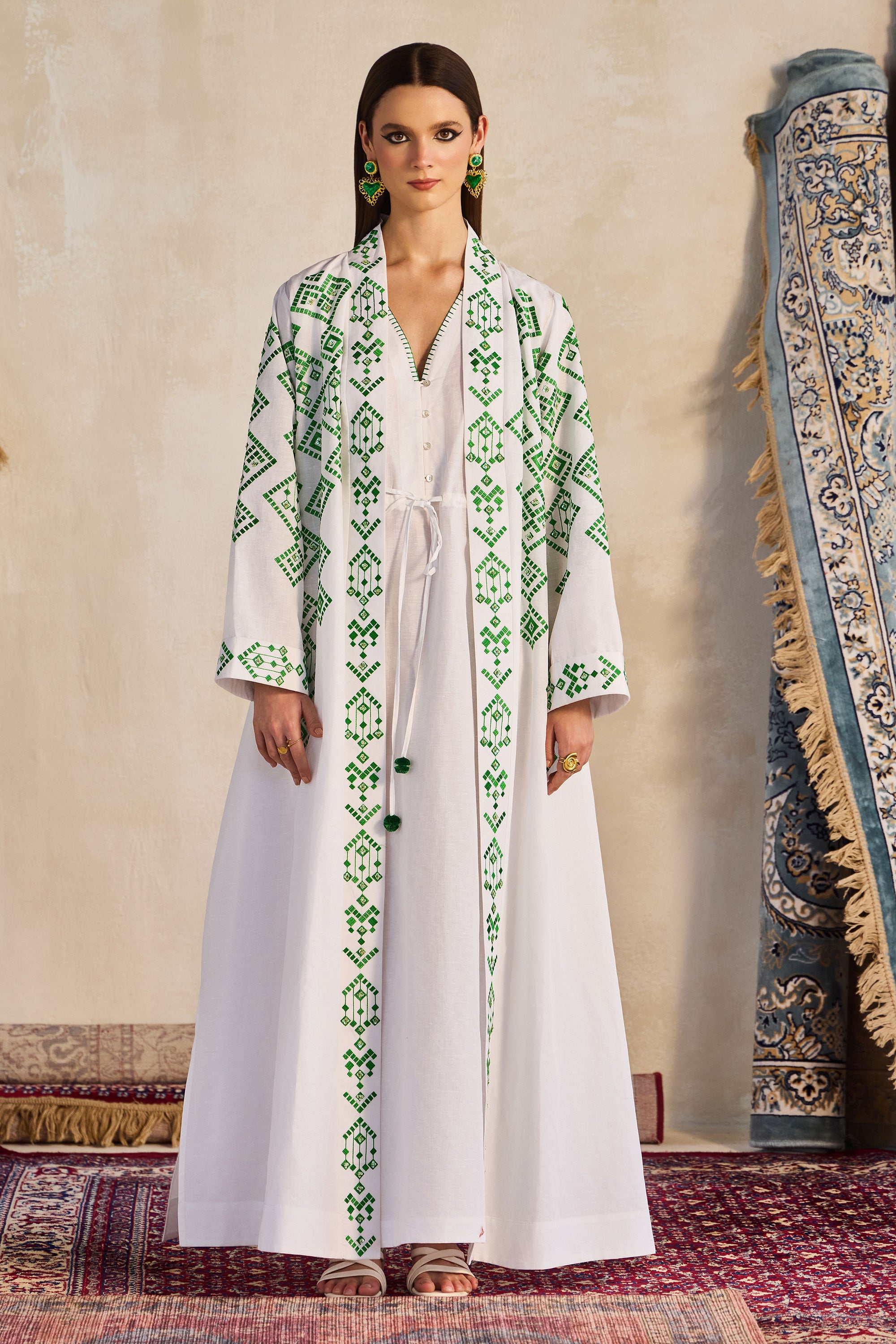 Nahzeirah Embroidered Abaya
