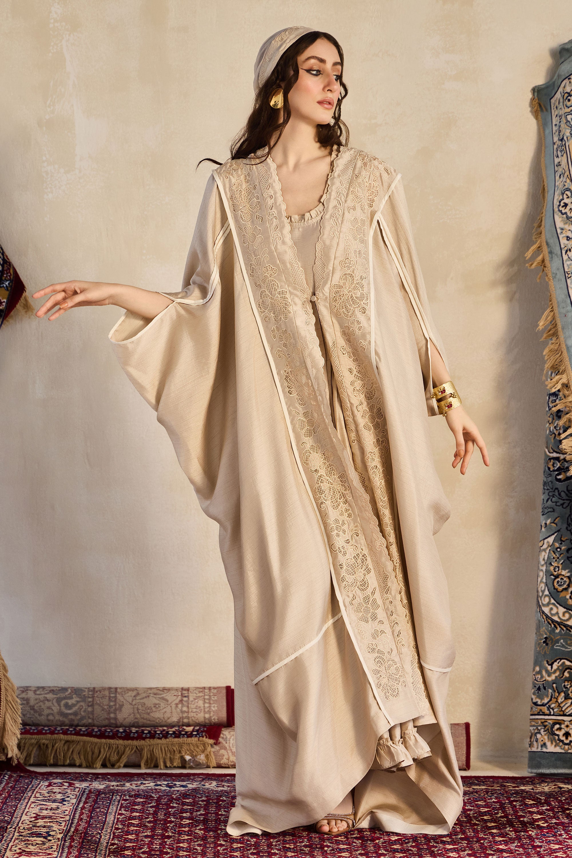 Qamfira Embroidered Abaya