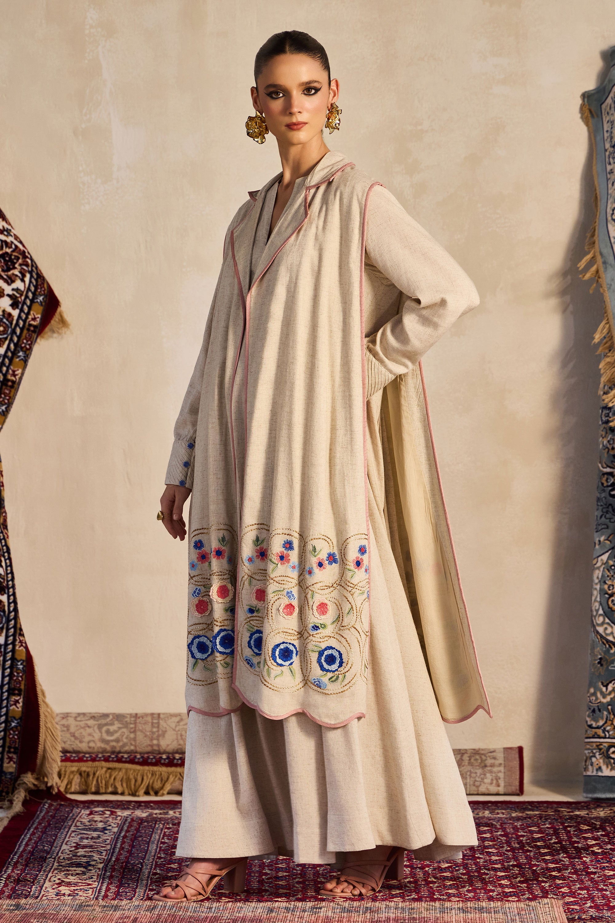 Shafeera Dushala Embroidered Cape