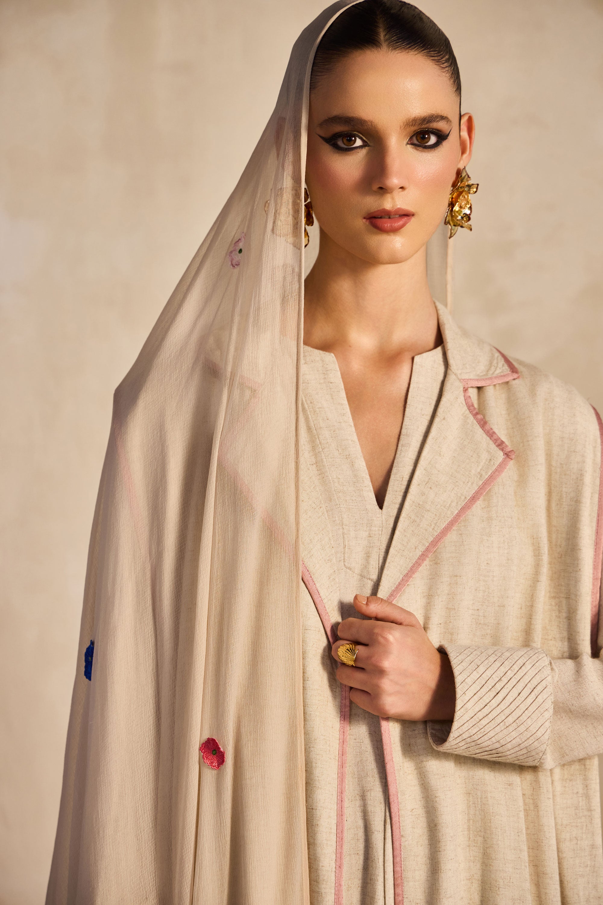 Shafeera Dushala Embroidered Cape