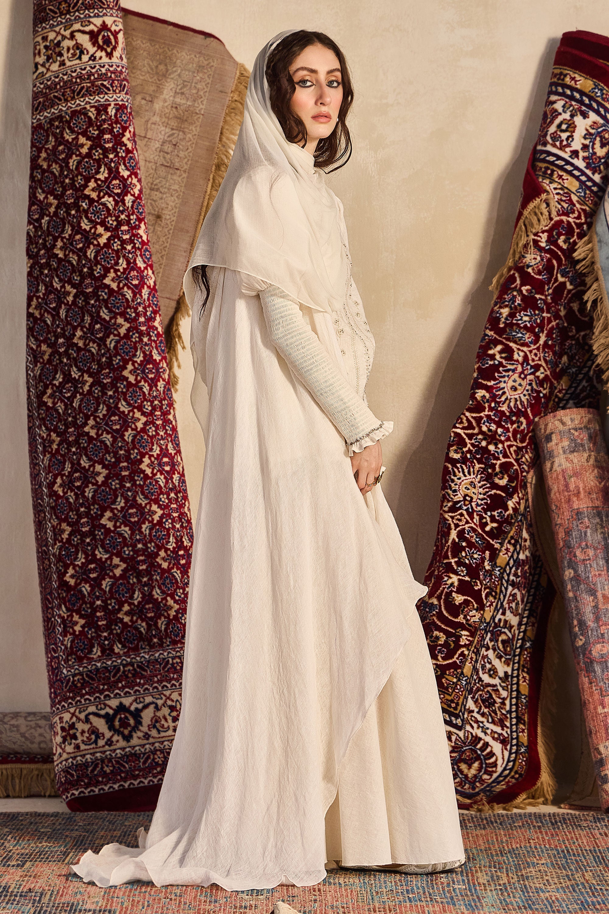 Zubeyra Embroidered Cape with Sharara