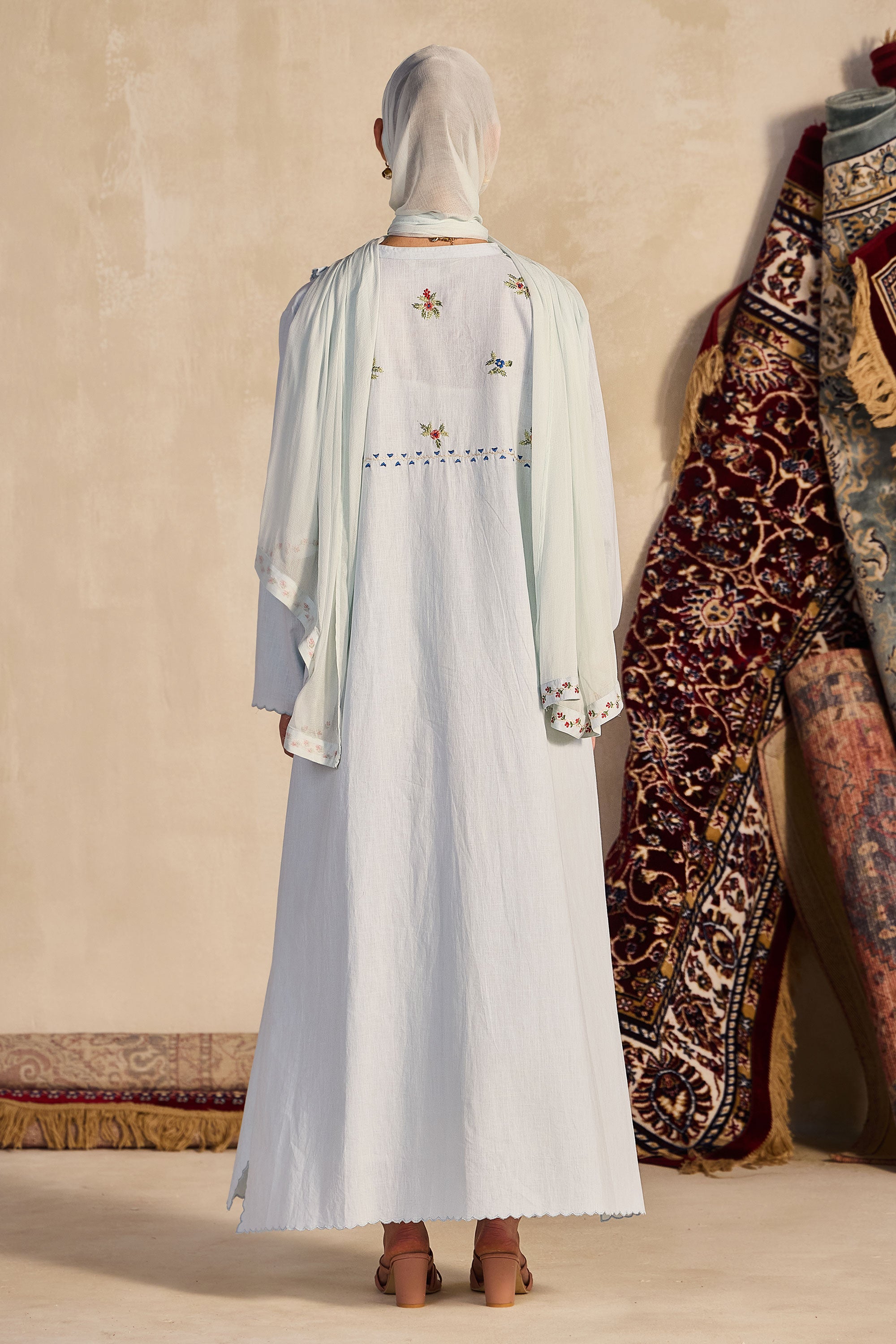 Ruqayla Embroidered Jalabiya