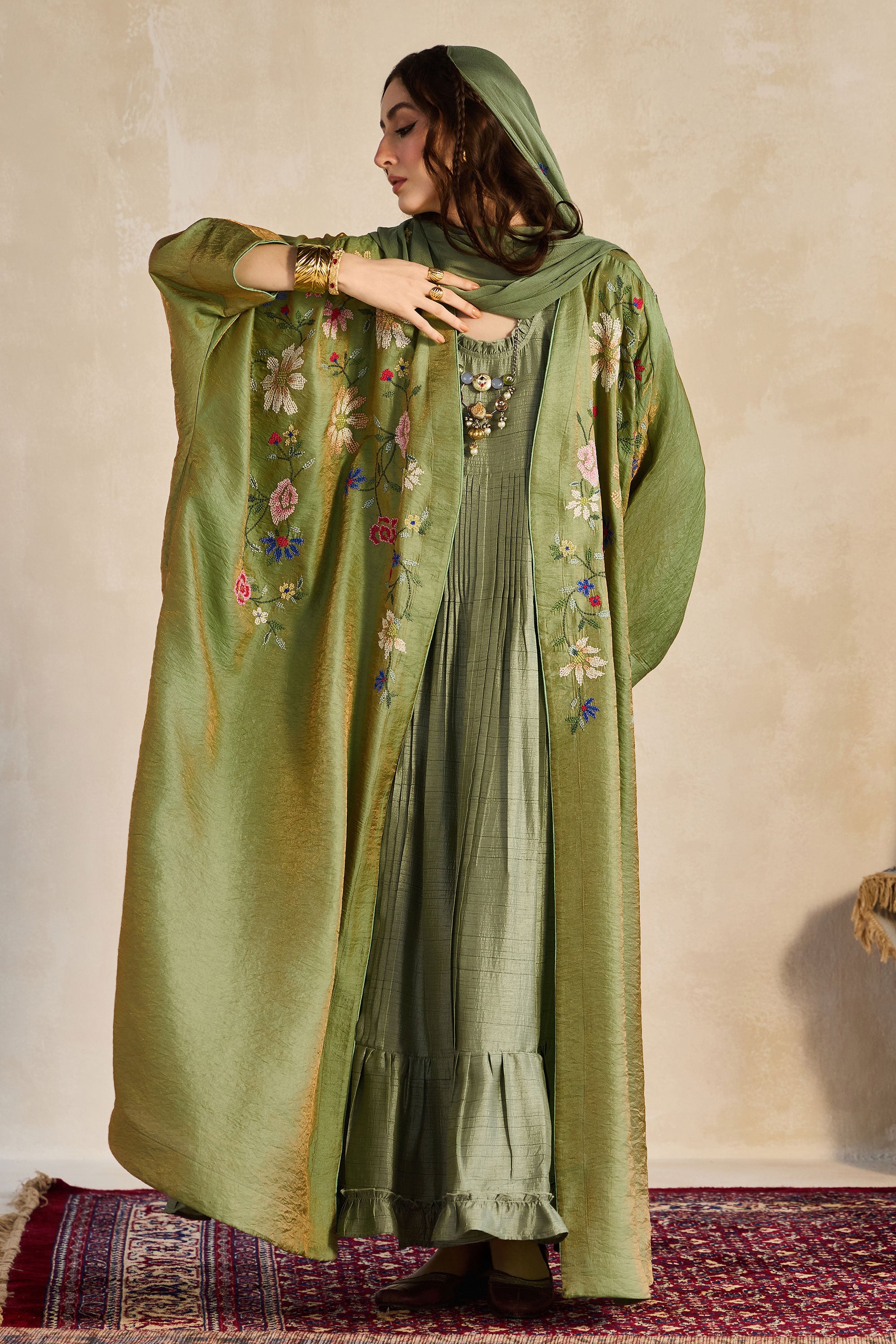 Valiha Embroidered Abaya
