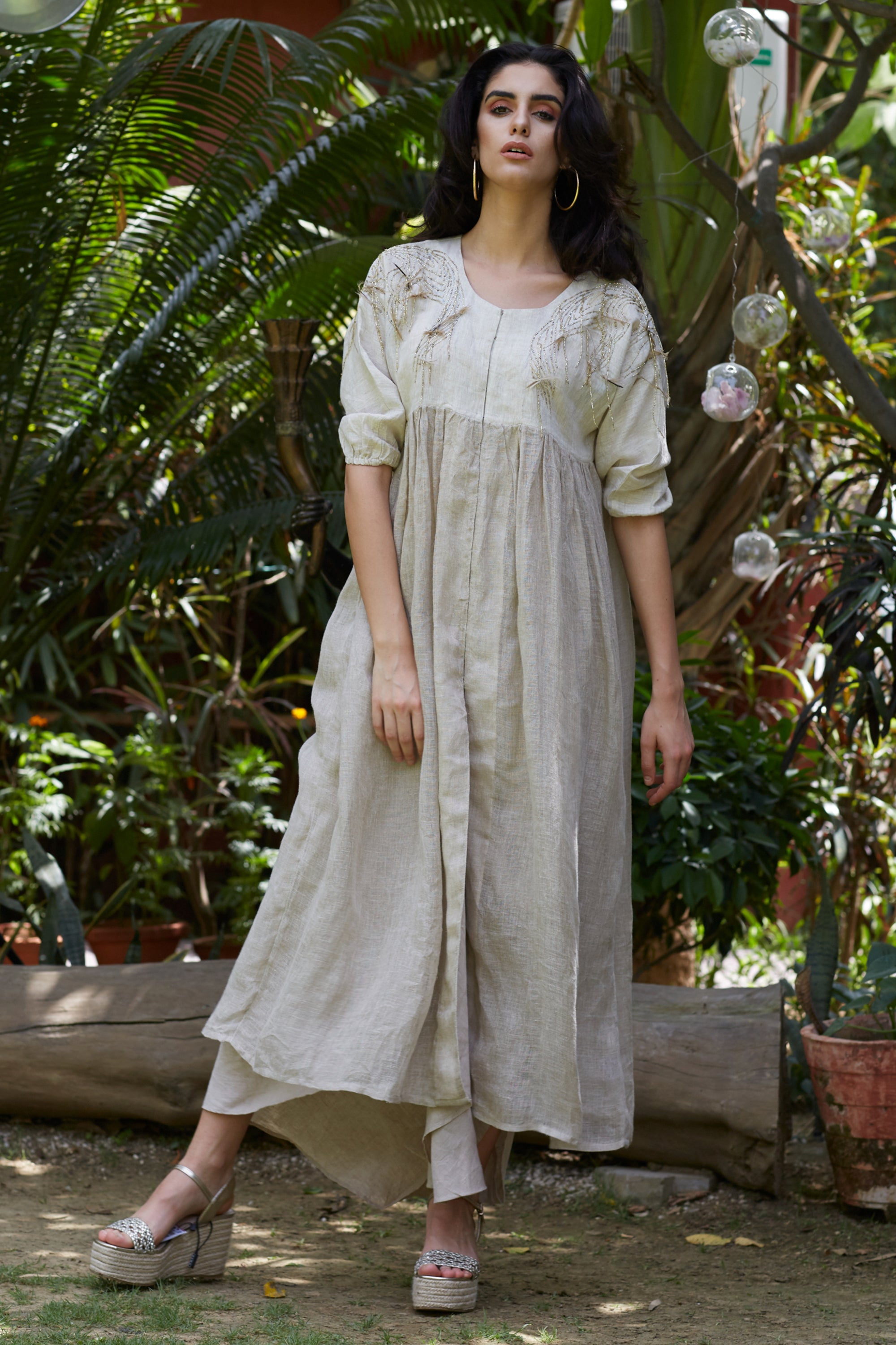 Kanza Embroidered Jalabiya with Dhoti