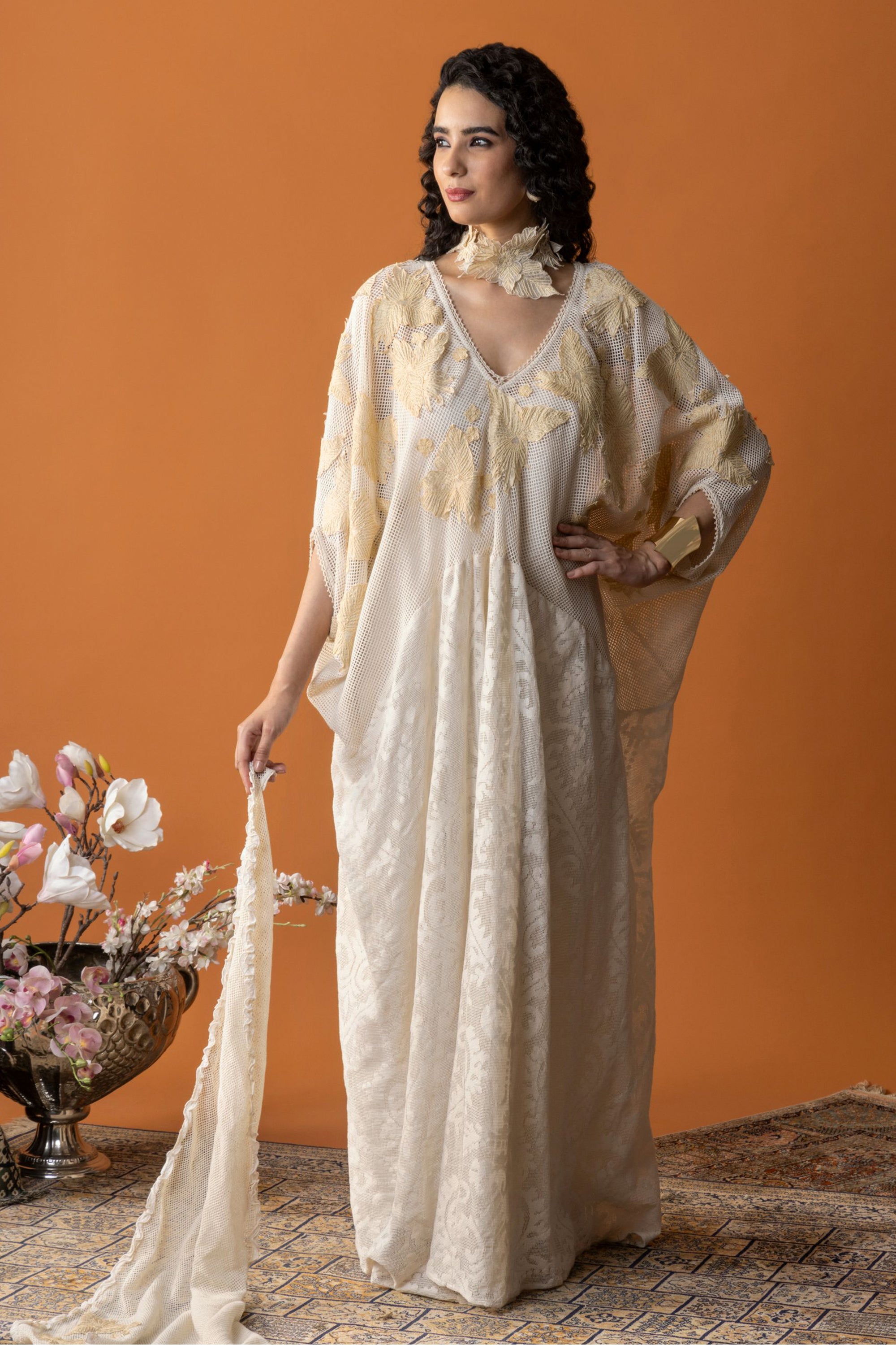 Golnar Embroidered Jalabiya