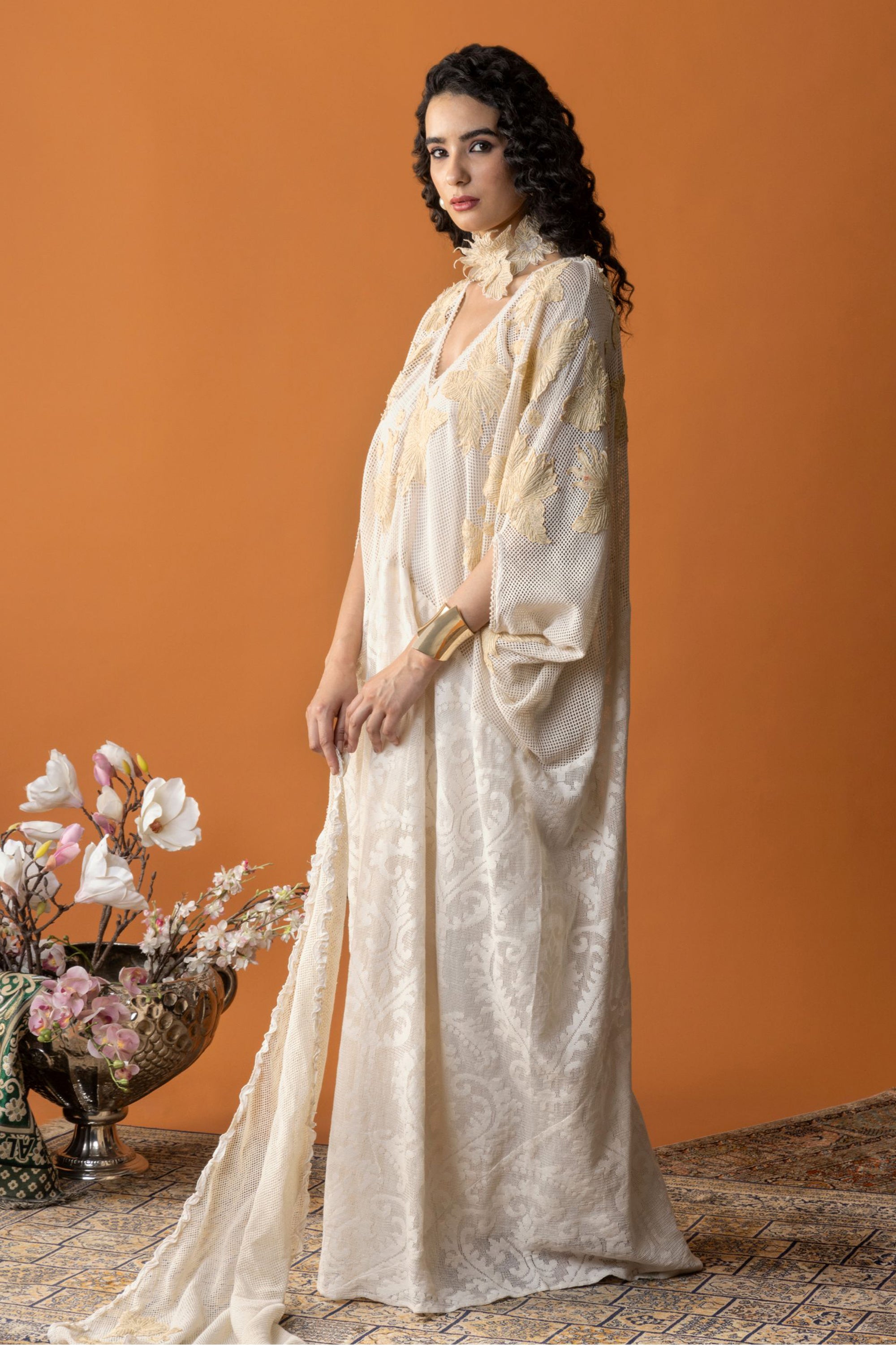 Golnar Embroidered Jalabiya