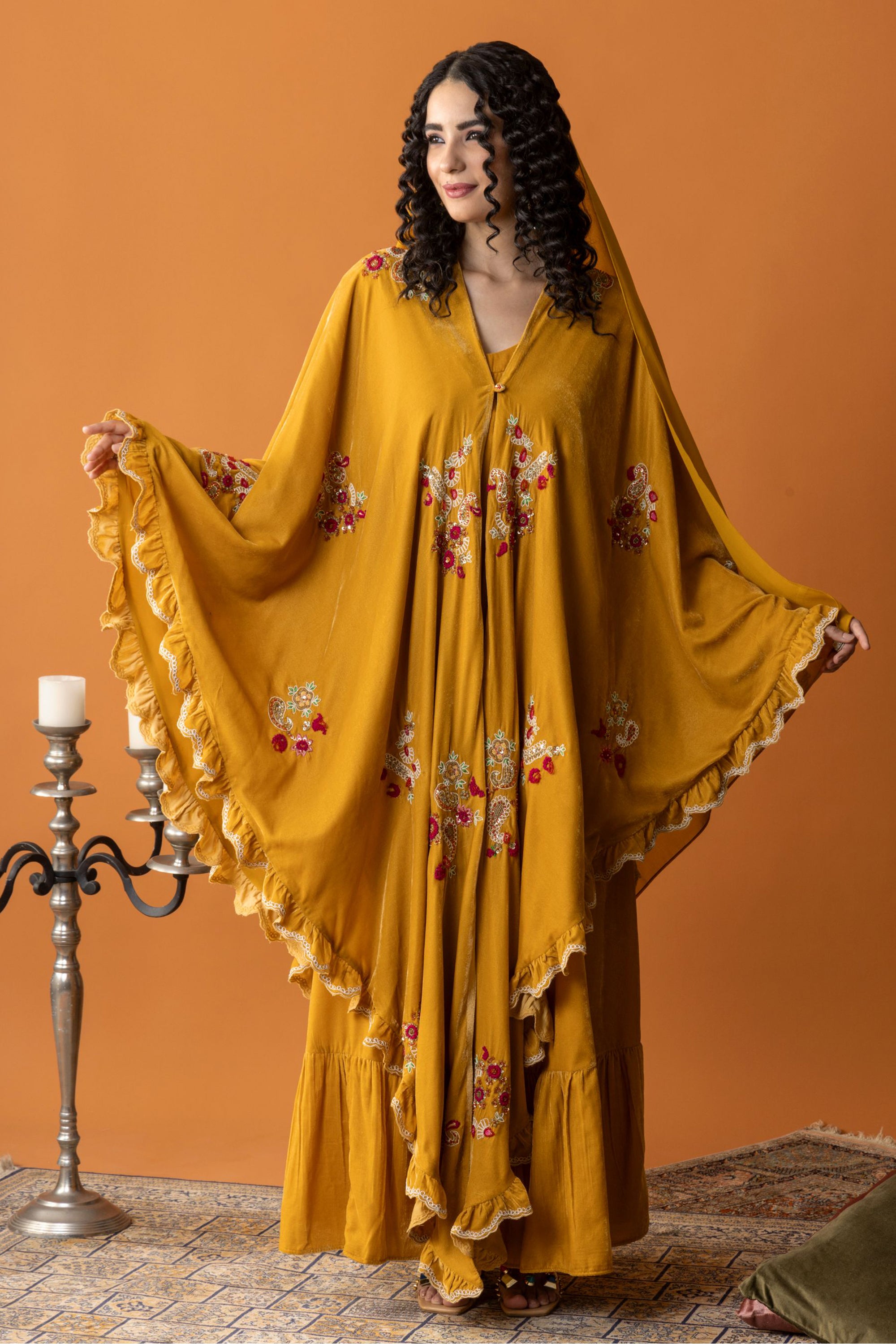 Aaliyah Embroidered Cape with Embellishment