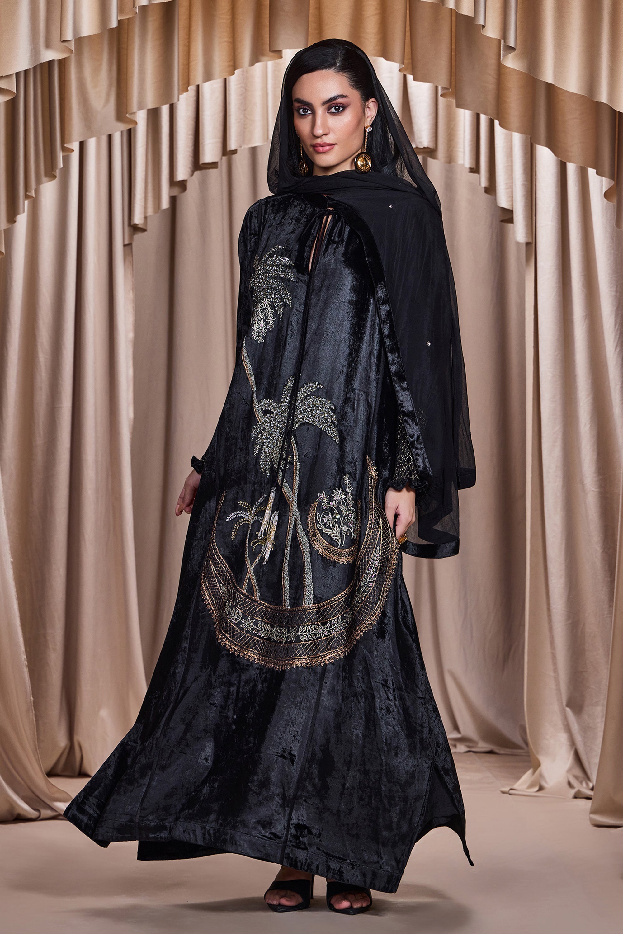 Shibra Embroidered Jalabiya with Embellishment