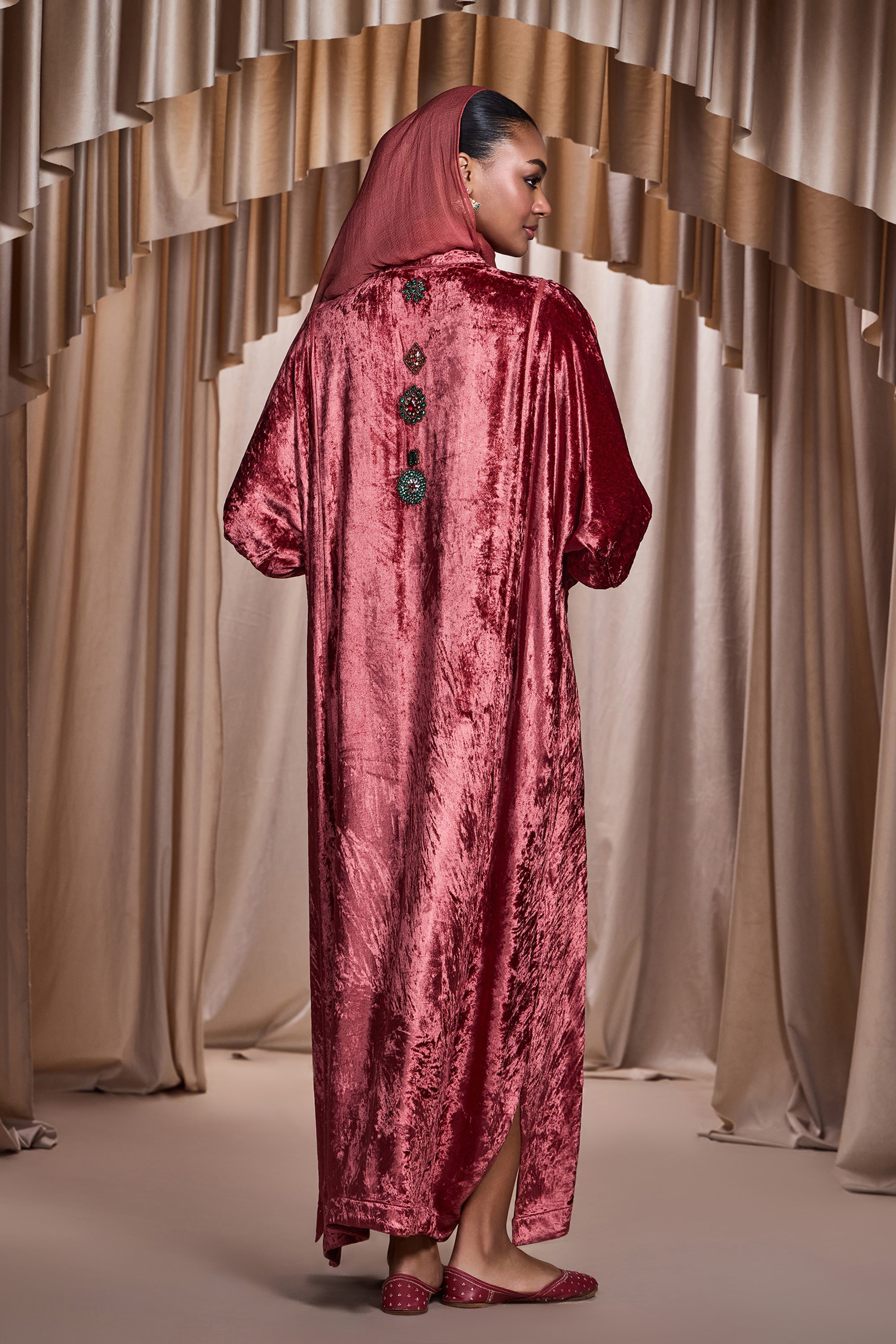 Munisa Embellished Jalabiya