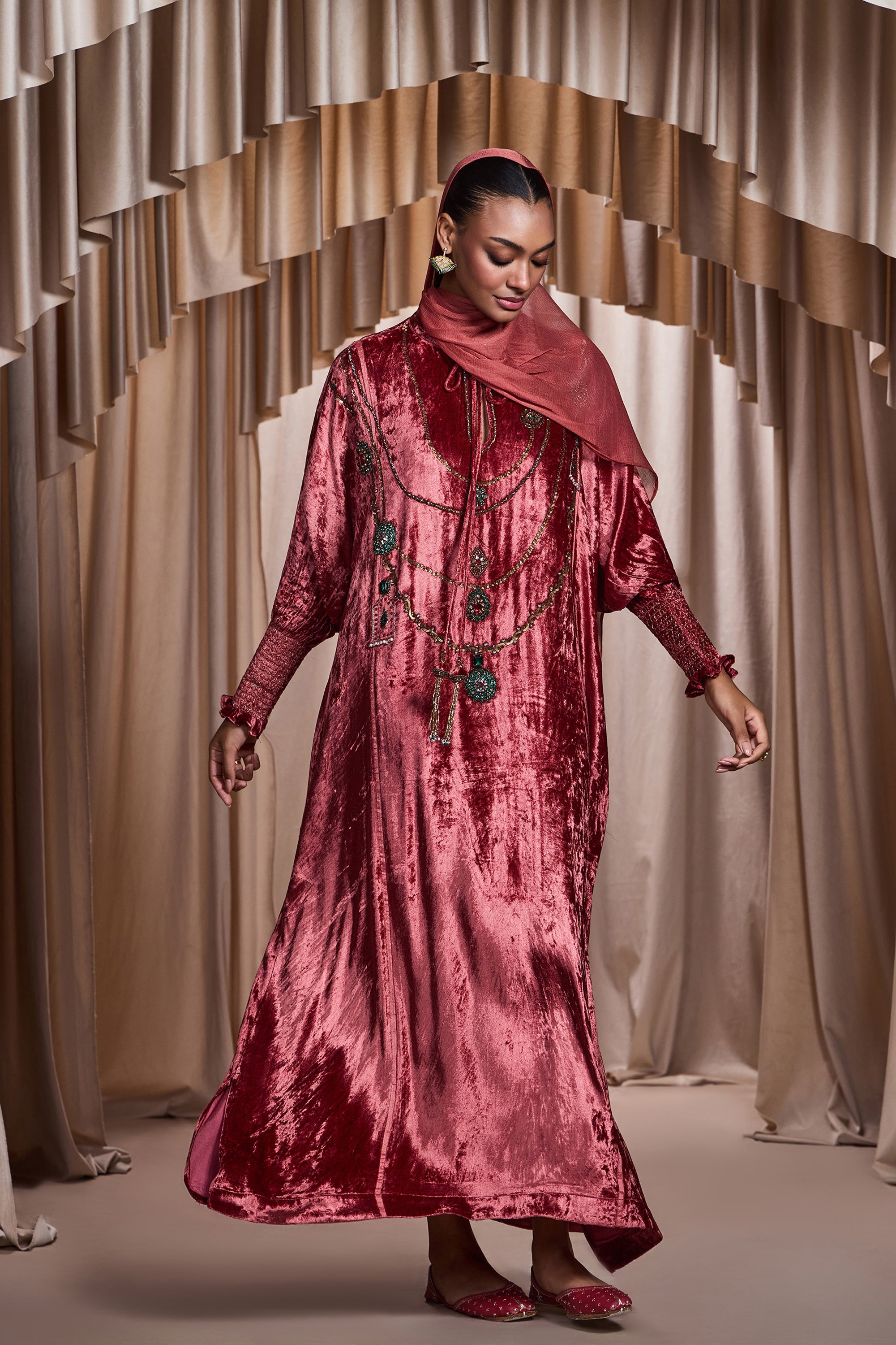 Munisa Embellished Jalabiya