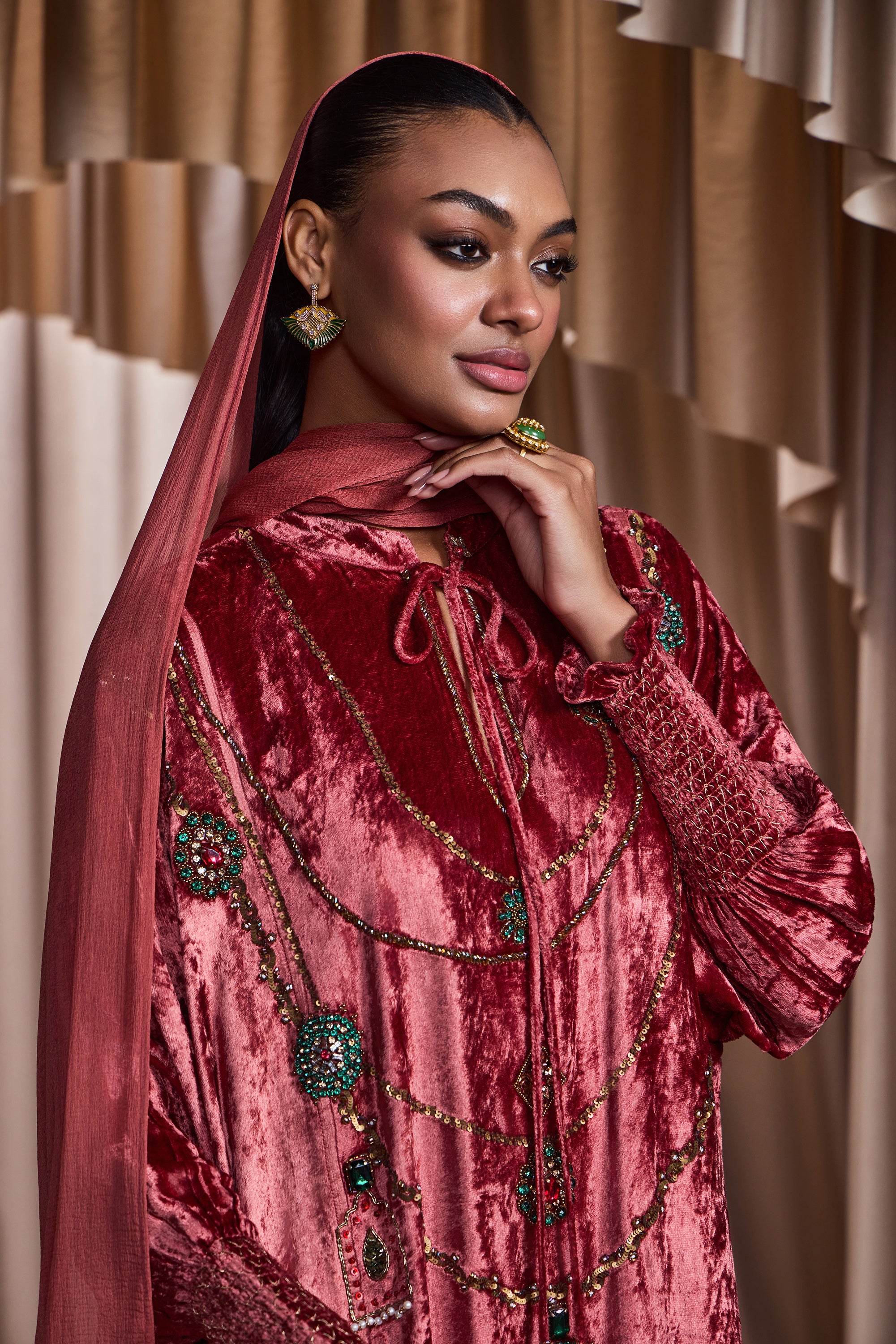 Munisa Embellished Jalabiya