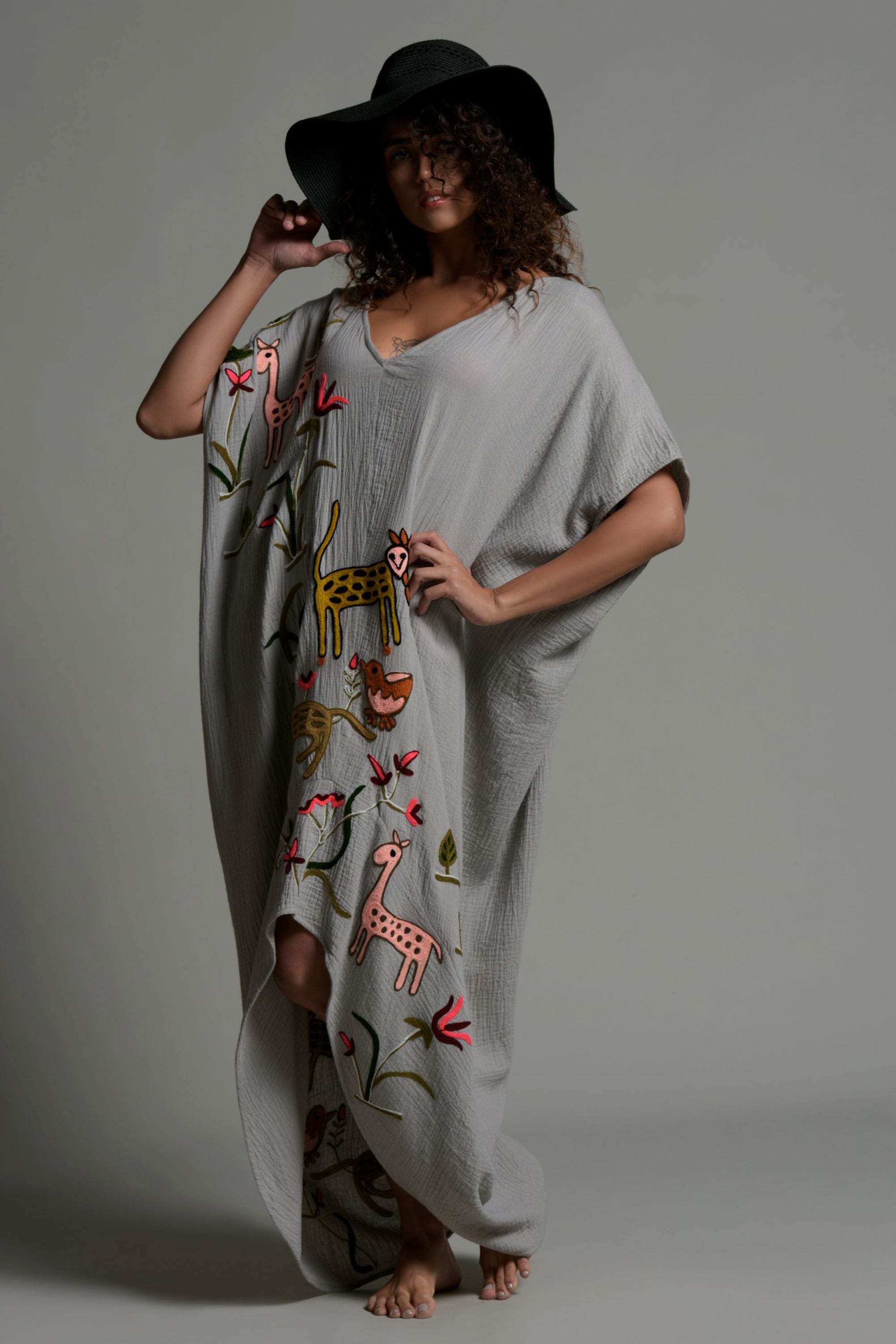 Kareema Embroidered Mid-Length Jalabiya