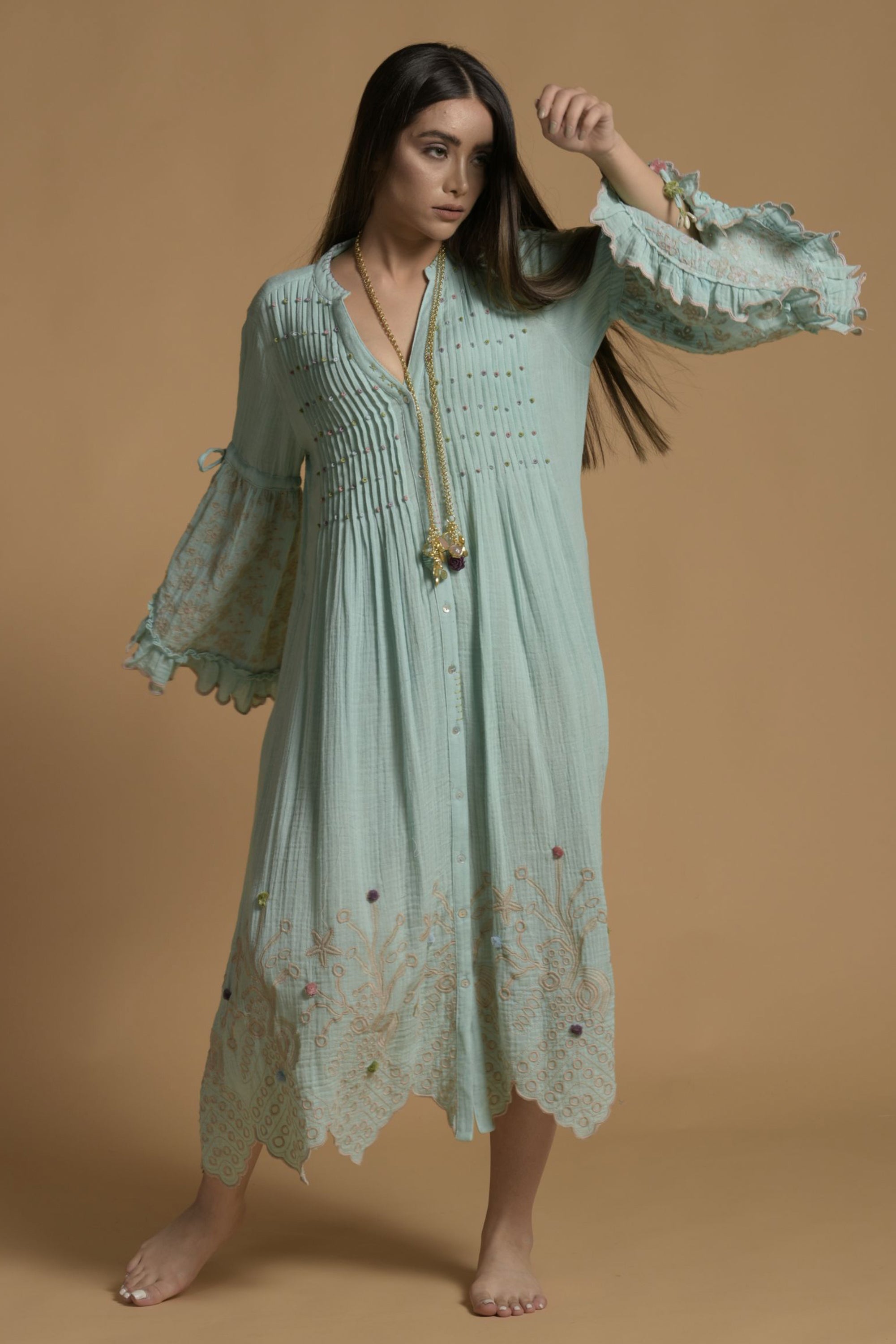 Aqsa Embroidered Jalabiya