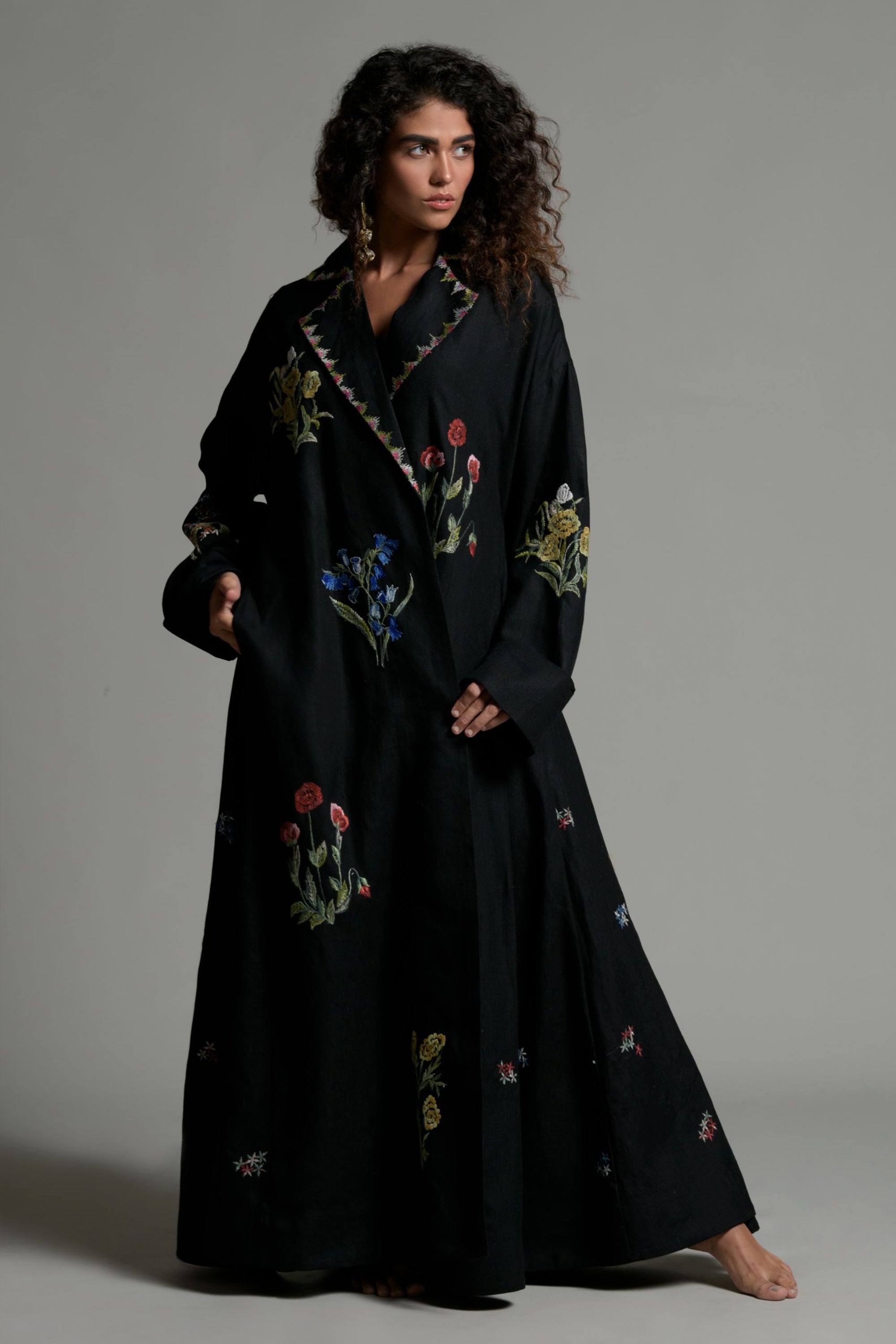 Suhana Embroidered Abaya
