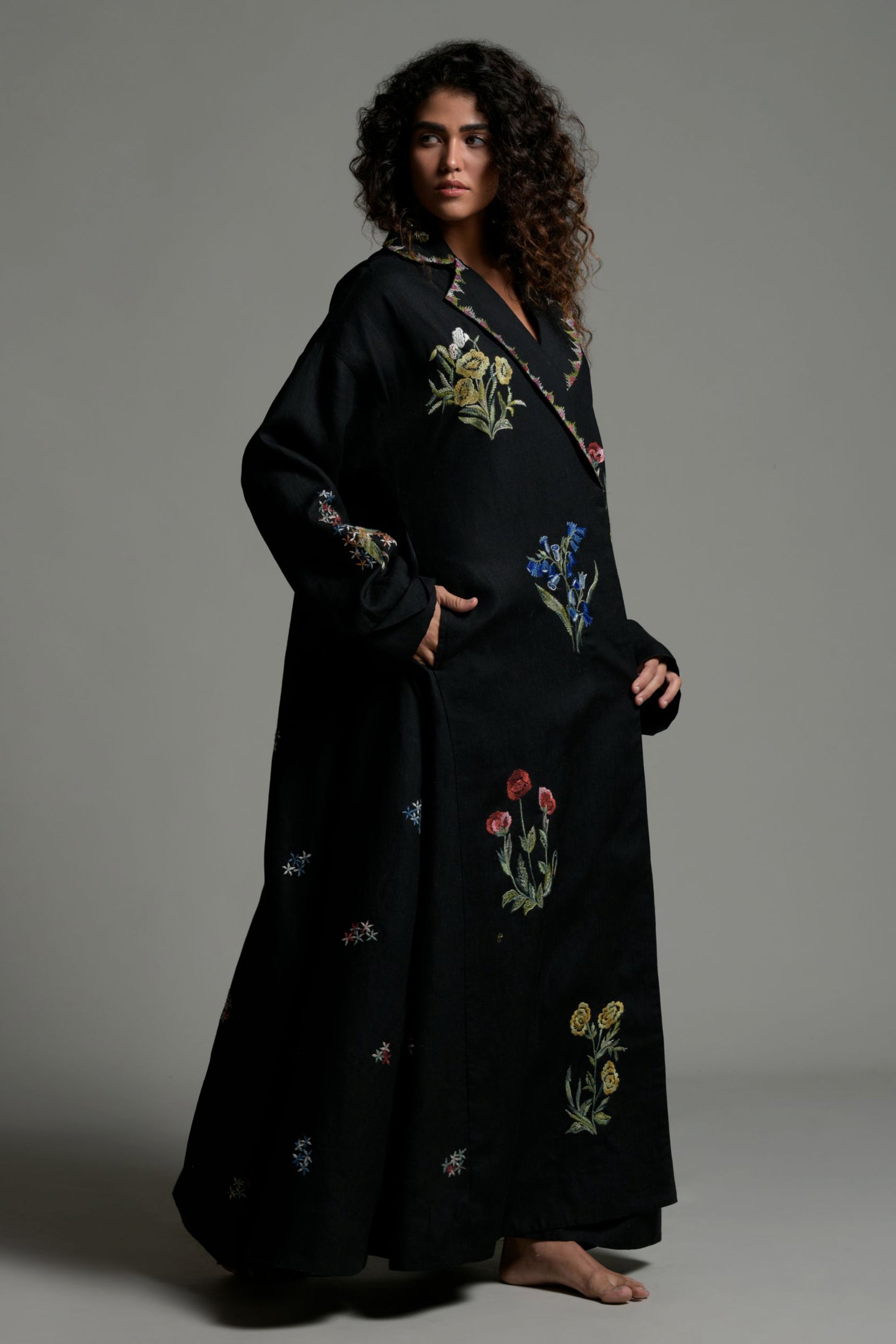 Suhana Embroidered Abaya