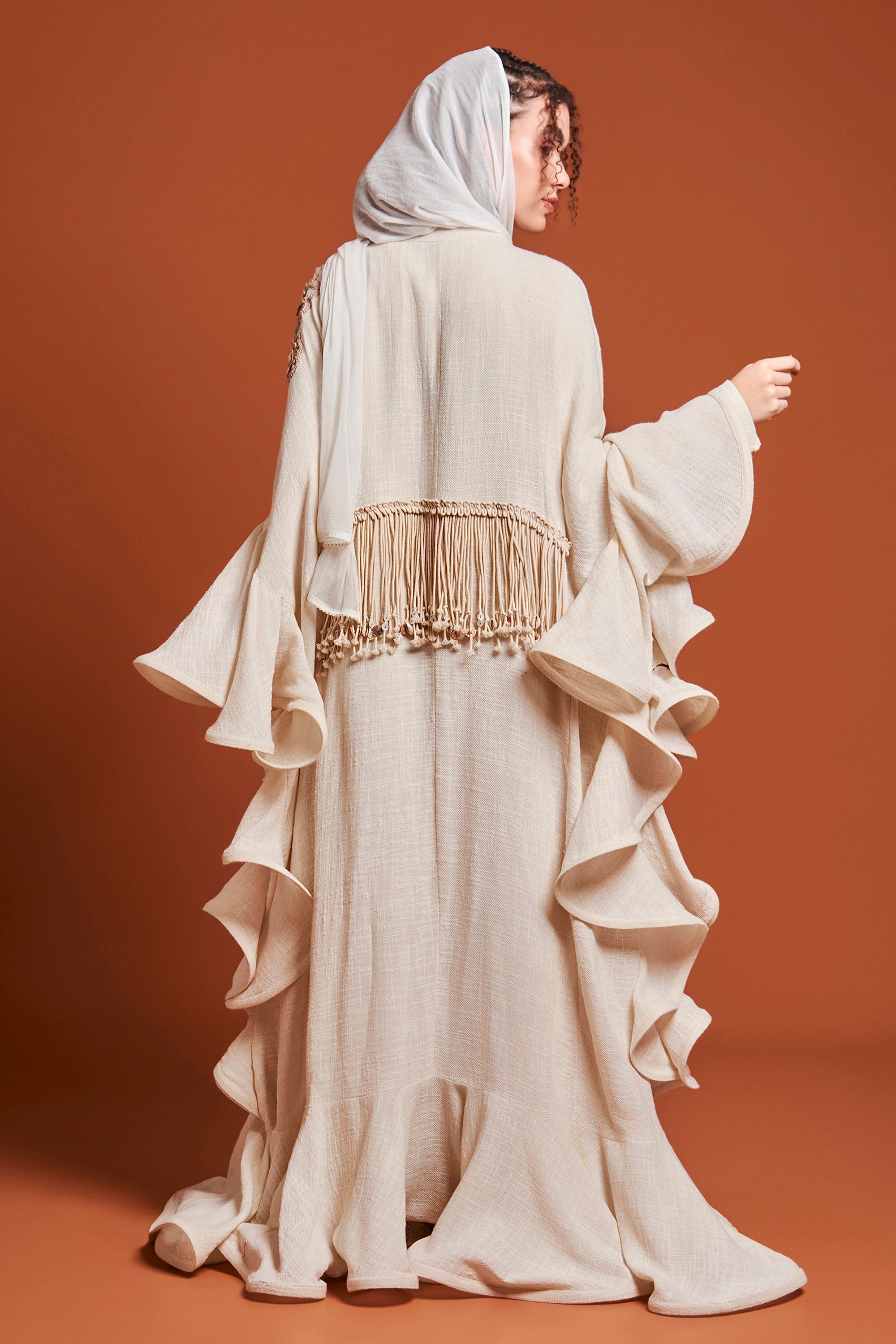 Nuria Embroidered Cape & Jalabiya