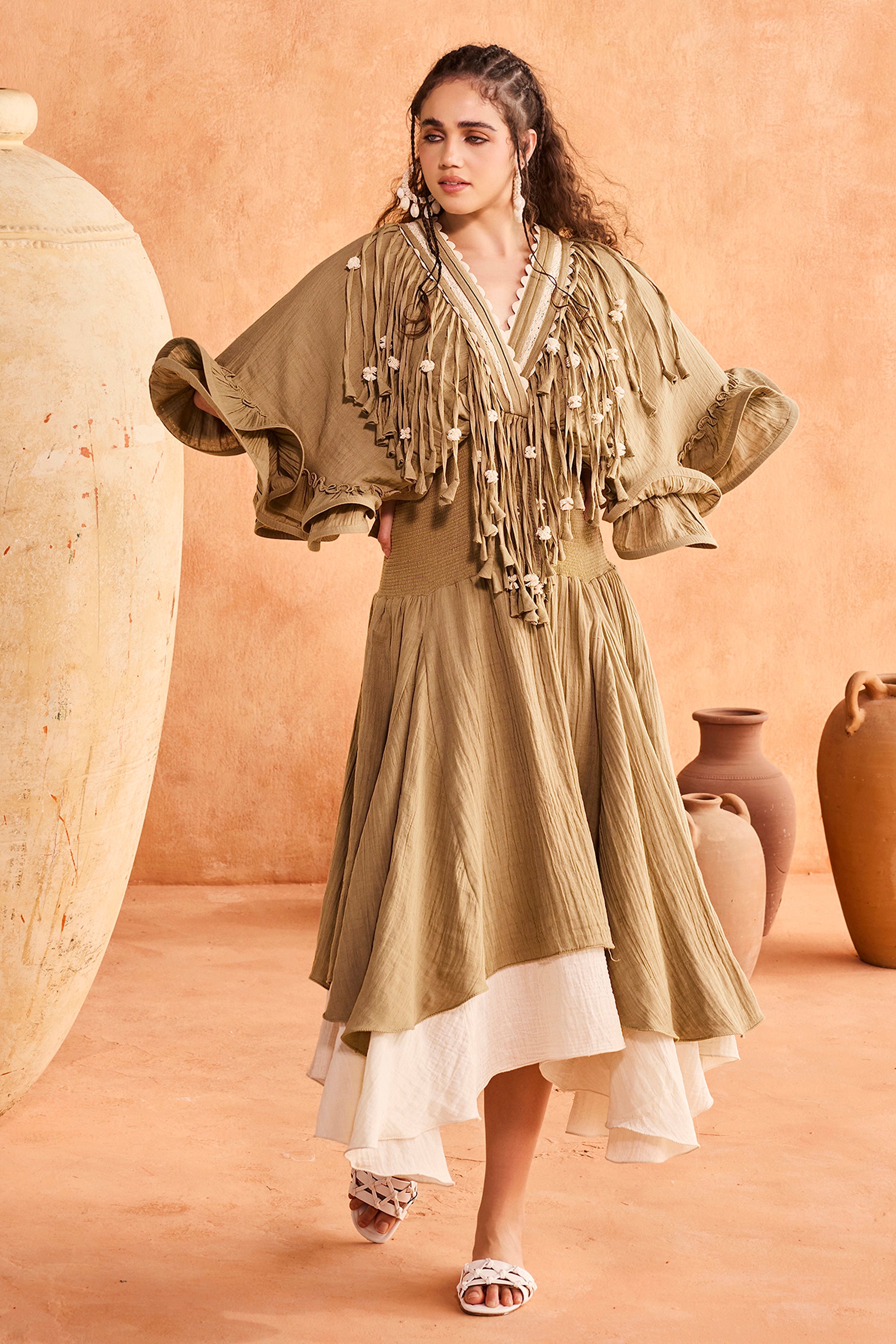 Yumna Jalabiya with Tassels