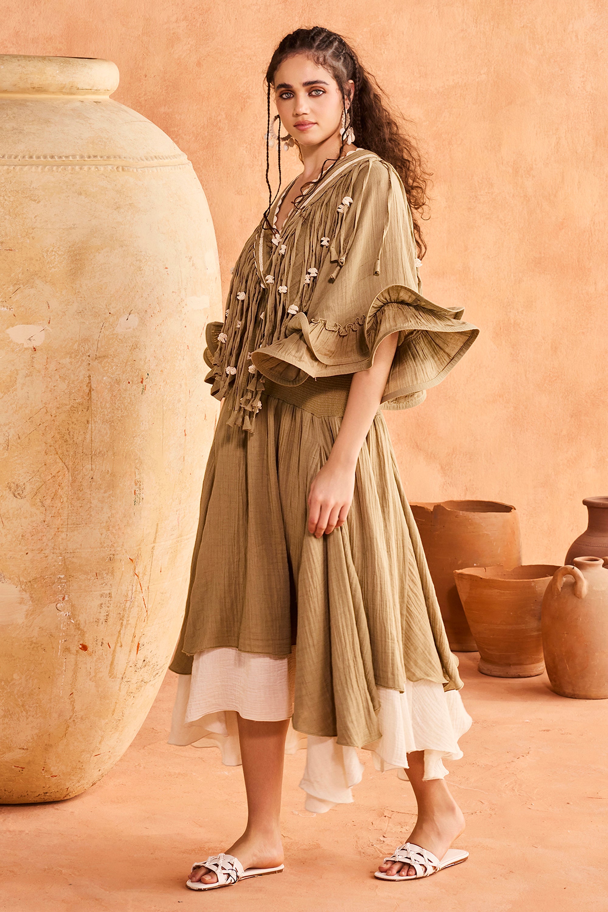 Yumna Jalabiya with Tassels