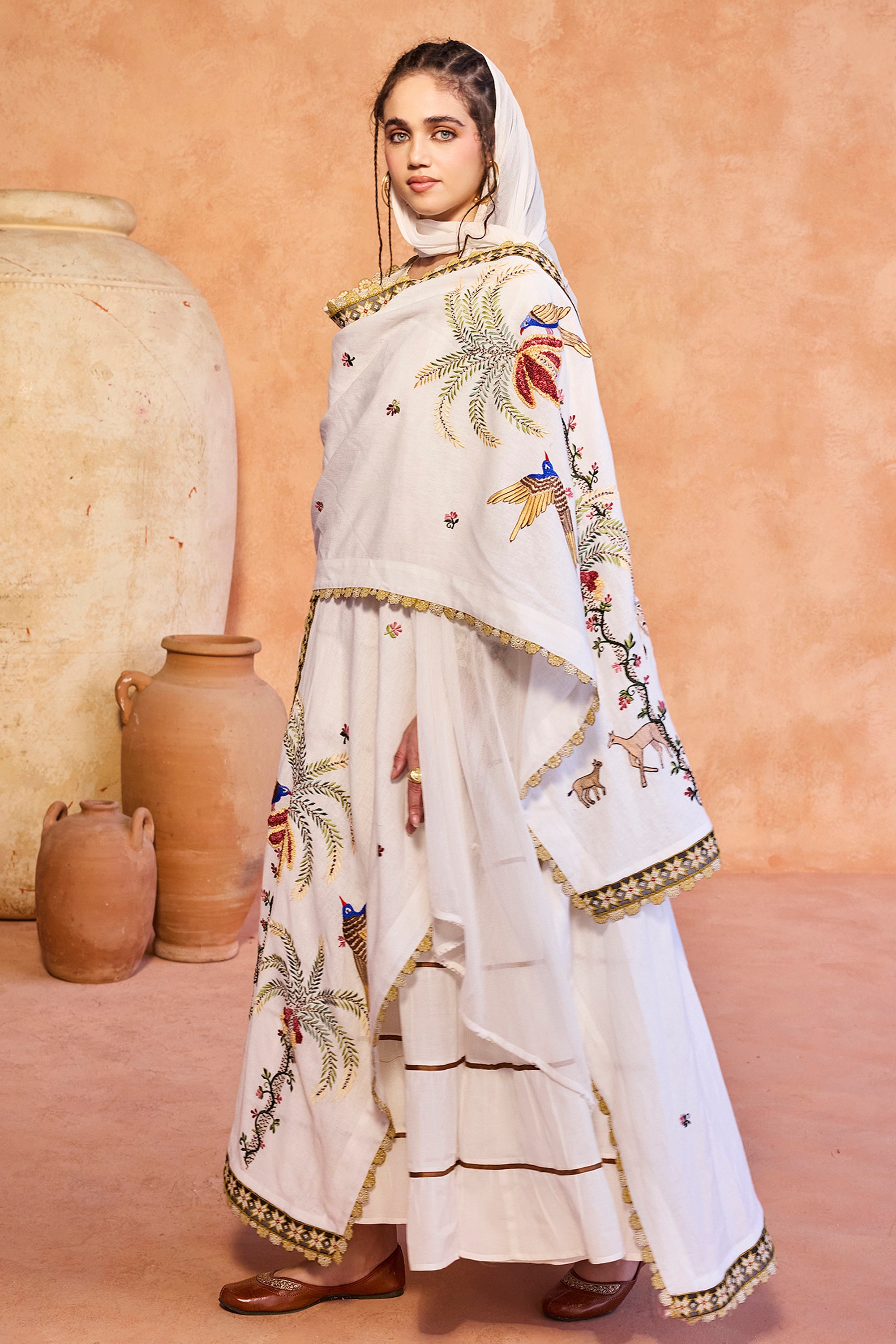 Mayada Embroidered Cape with Tiered Jalabiya