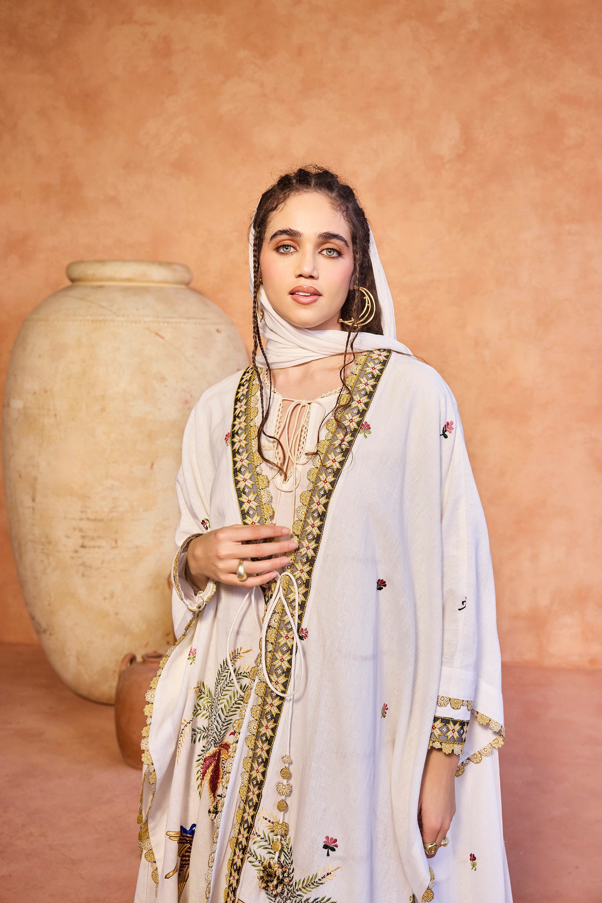 Mayada Embroidered Cape with Tiered Jalabiya