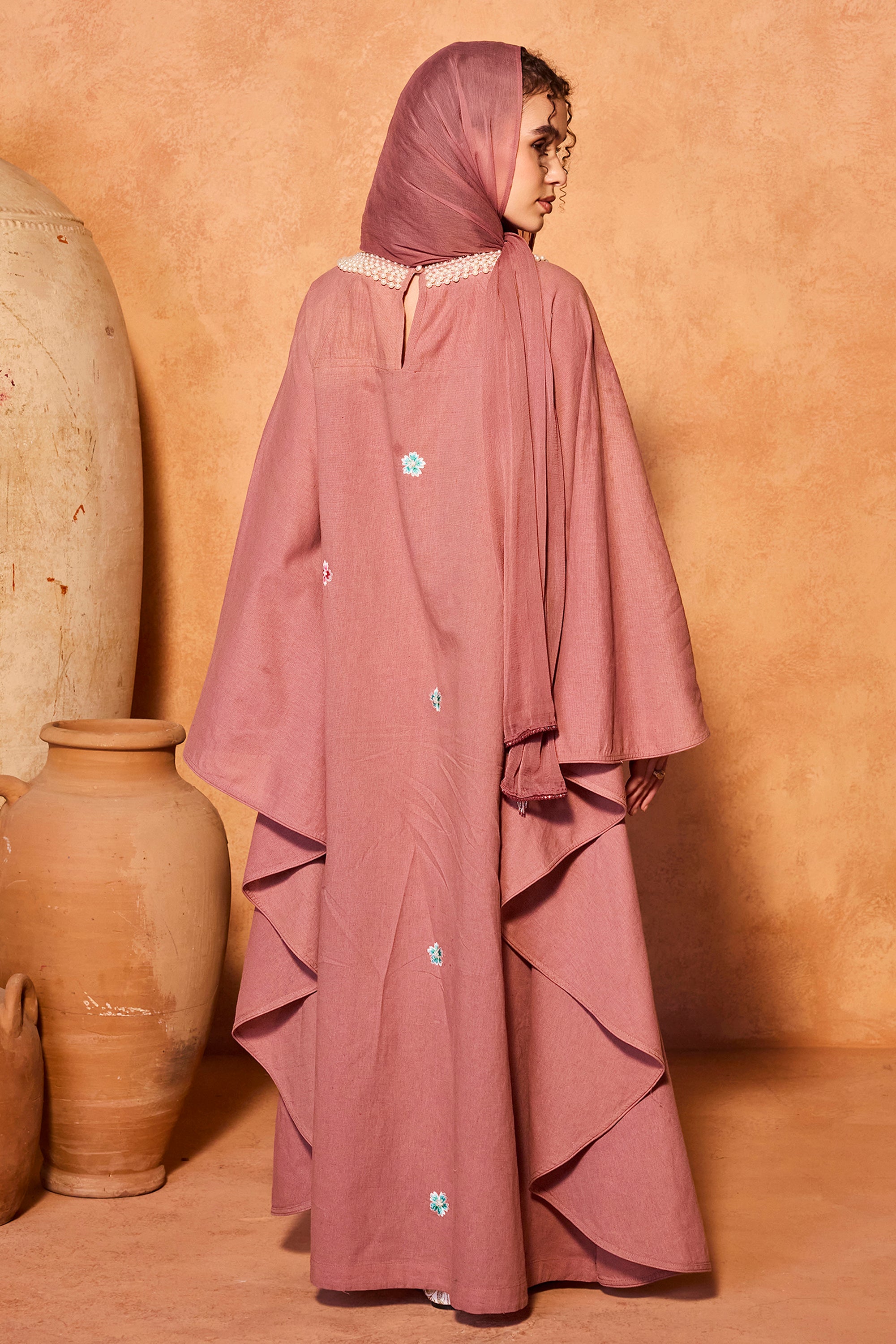 Manar Embroidered Jalabiya