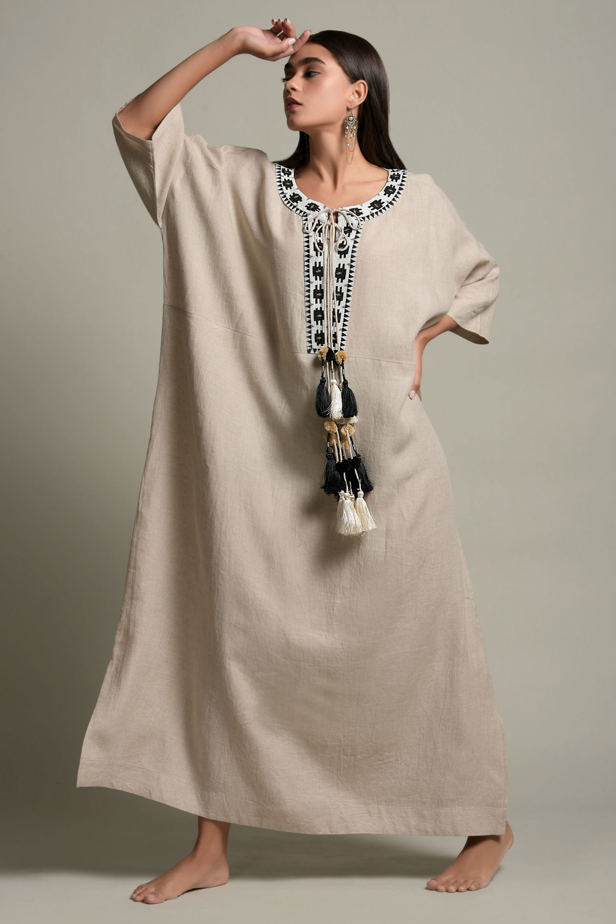 Tahira Embellished Jalabiya & Tassel