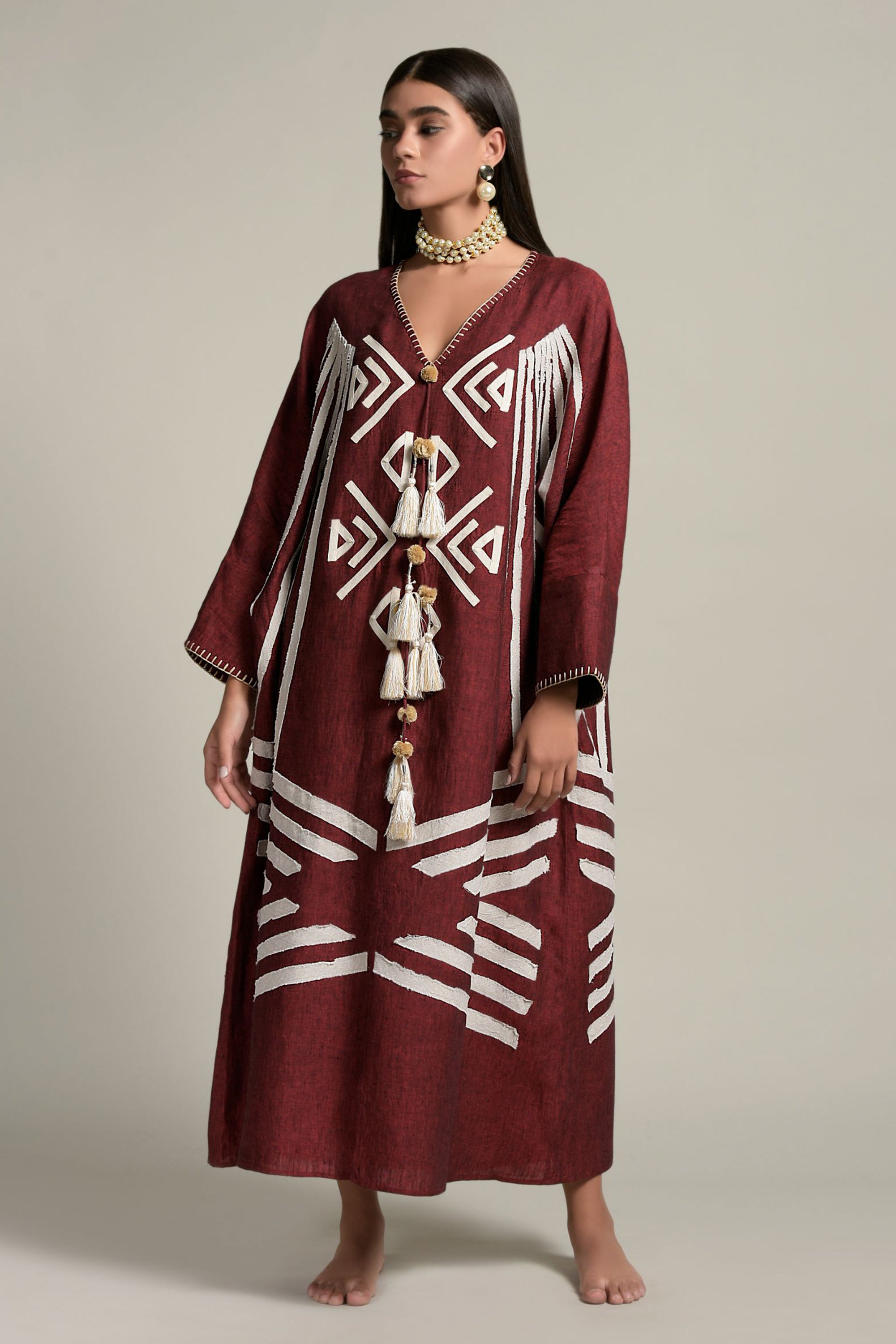 Raaida Applique Jalabiya with Tassels