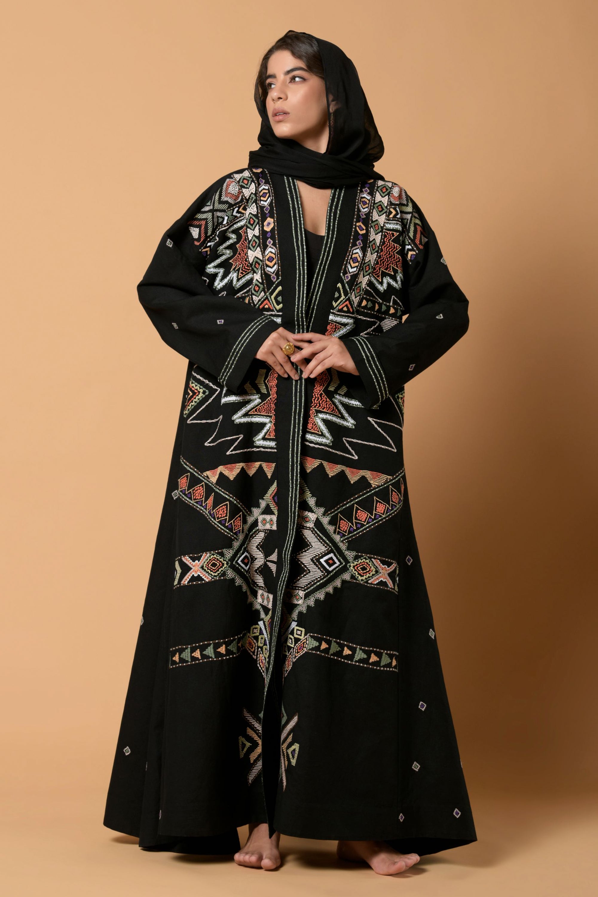 Mahnoor Handasiy Abaya