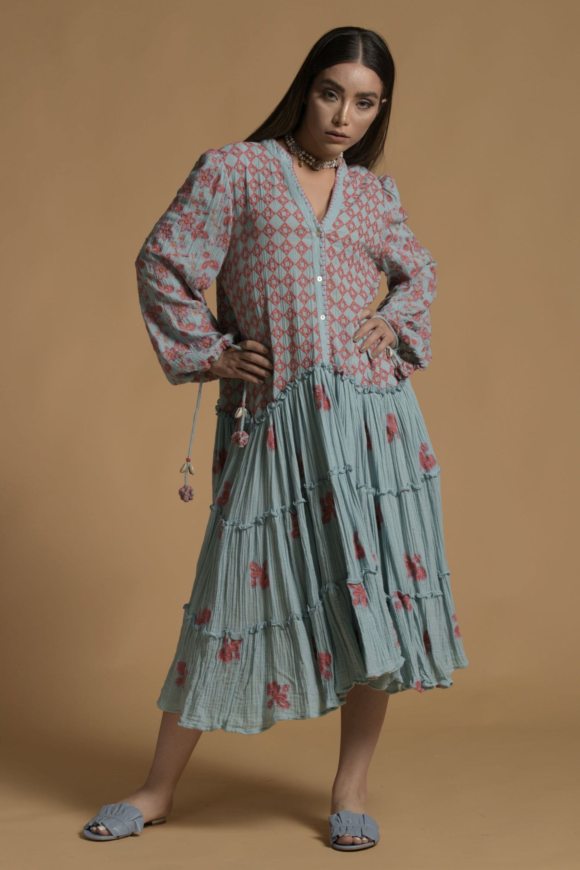 Ariba Embroidered Jalabiya