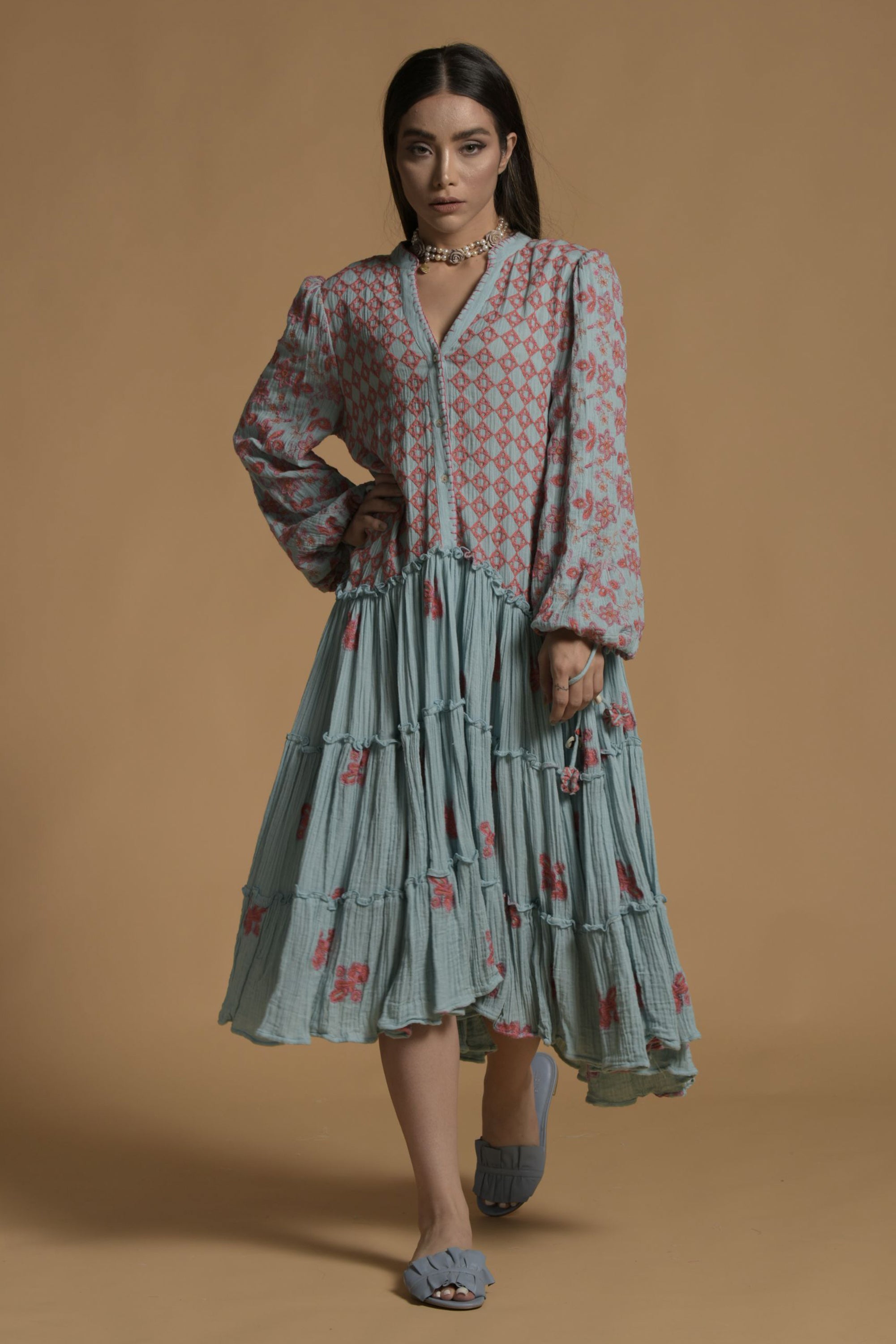 Ariba Embroidered Jalabiya